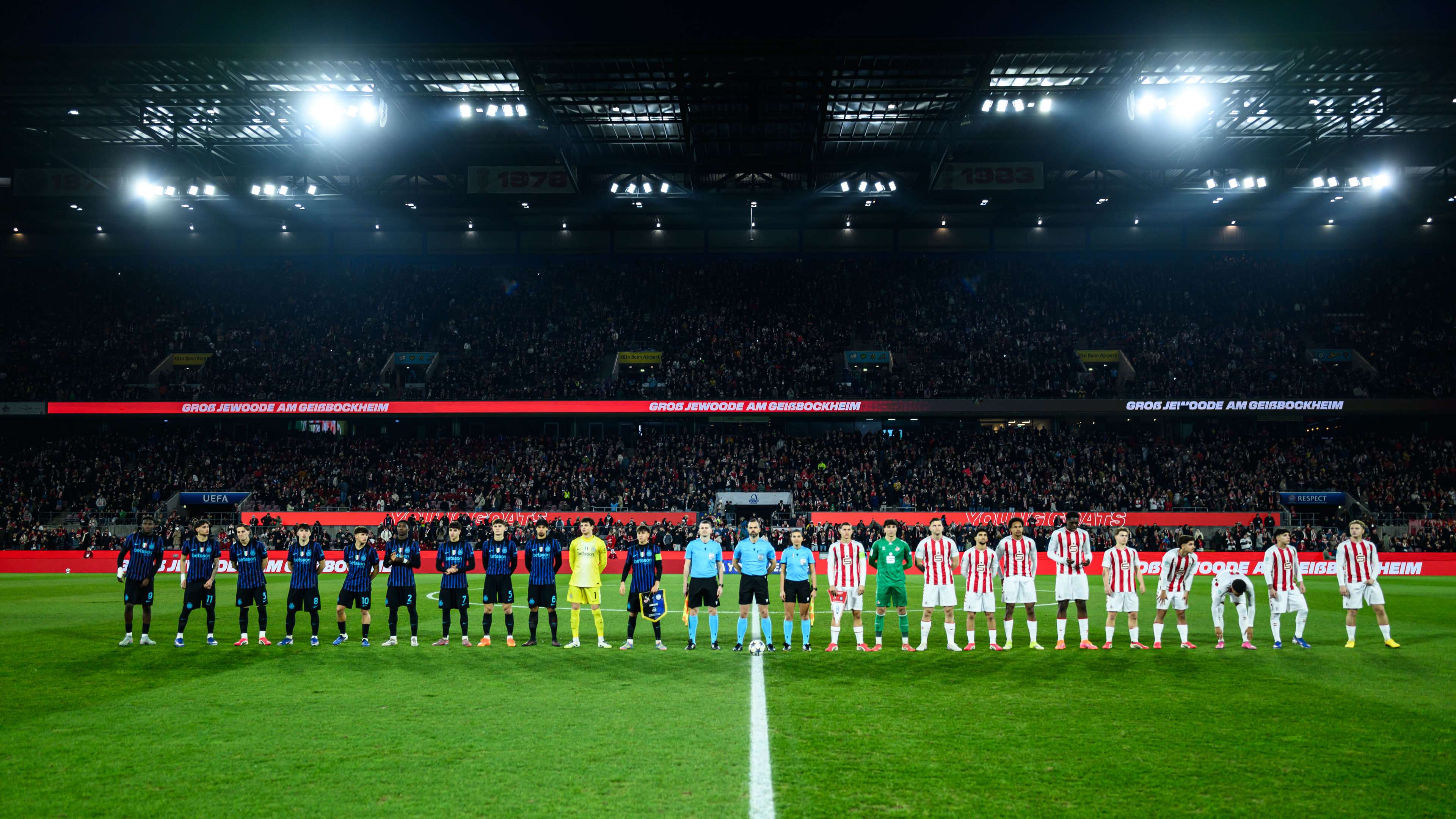 📽️ | Bundesliga club welcomes 50,000 fans for Youth League tie  