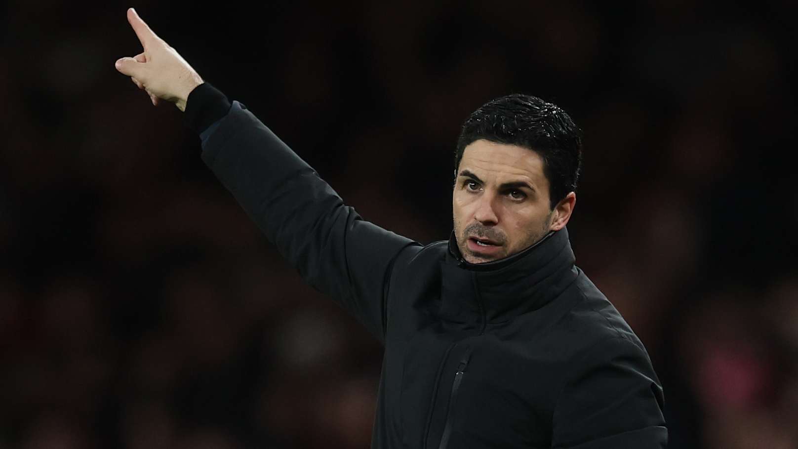 Arteta hits back at 'totally wrong and unfair' autograph criticism  
