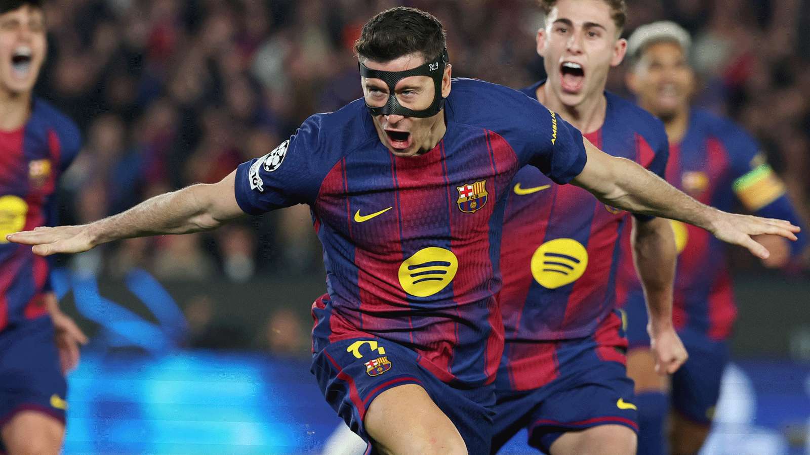 16-year-old record broken! Lewy sets new Champions League record  