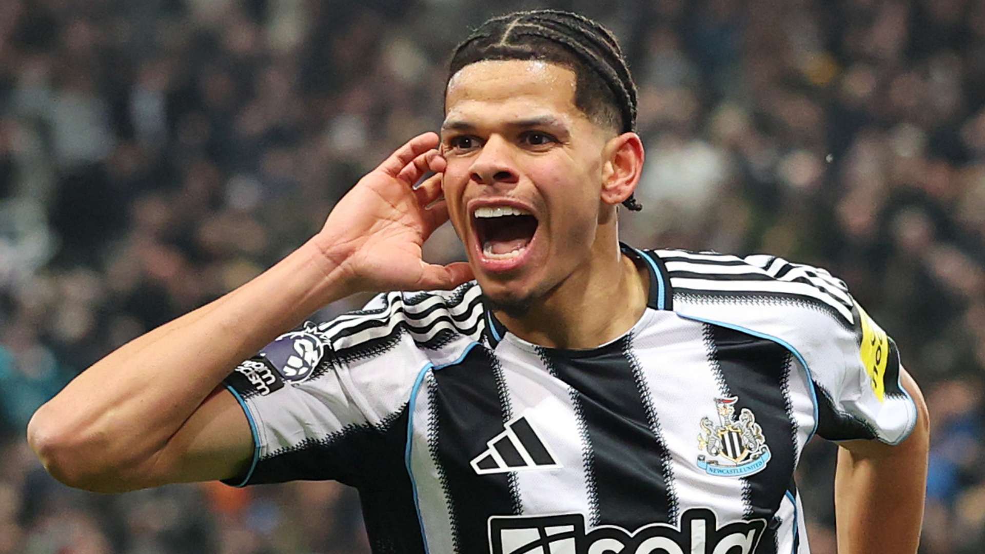 Man Utd trolled as fans find old tweet of Osula at Old Trafford  