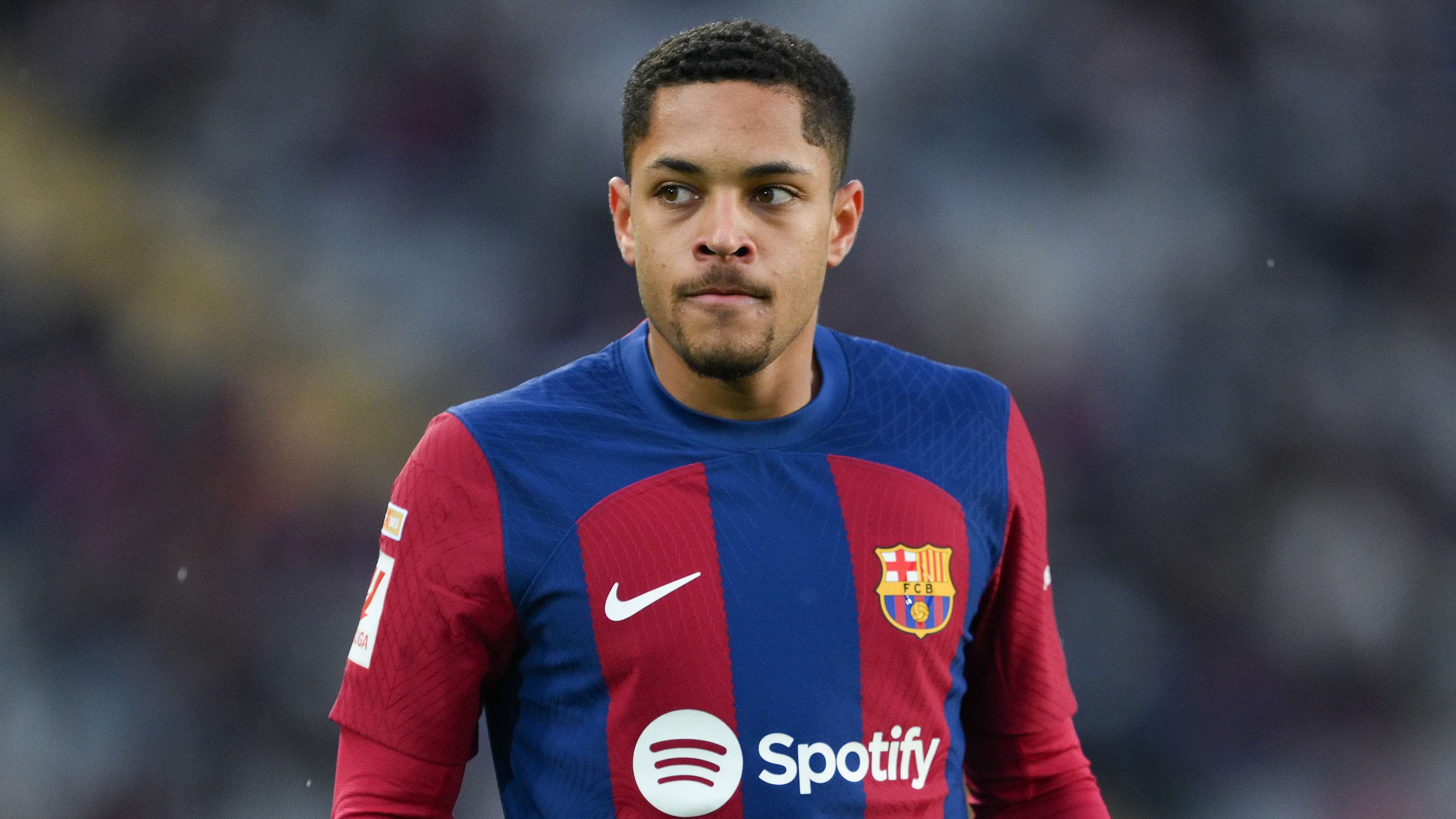 Chelsea submit surprise £43m transfer offer for Barcelona flop  