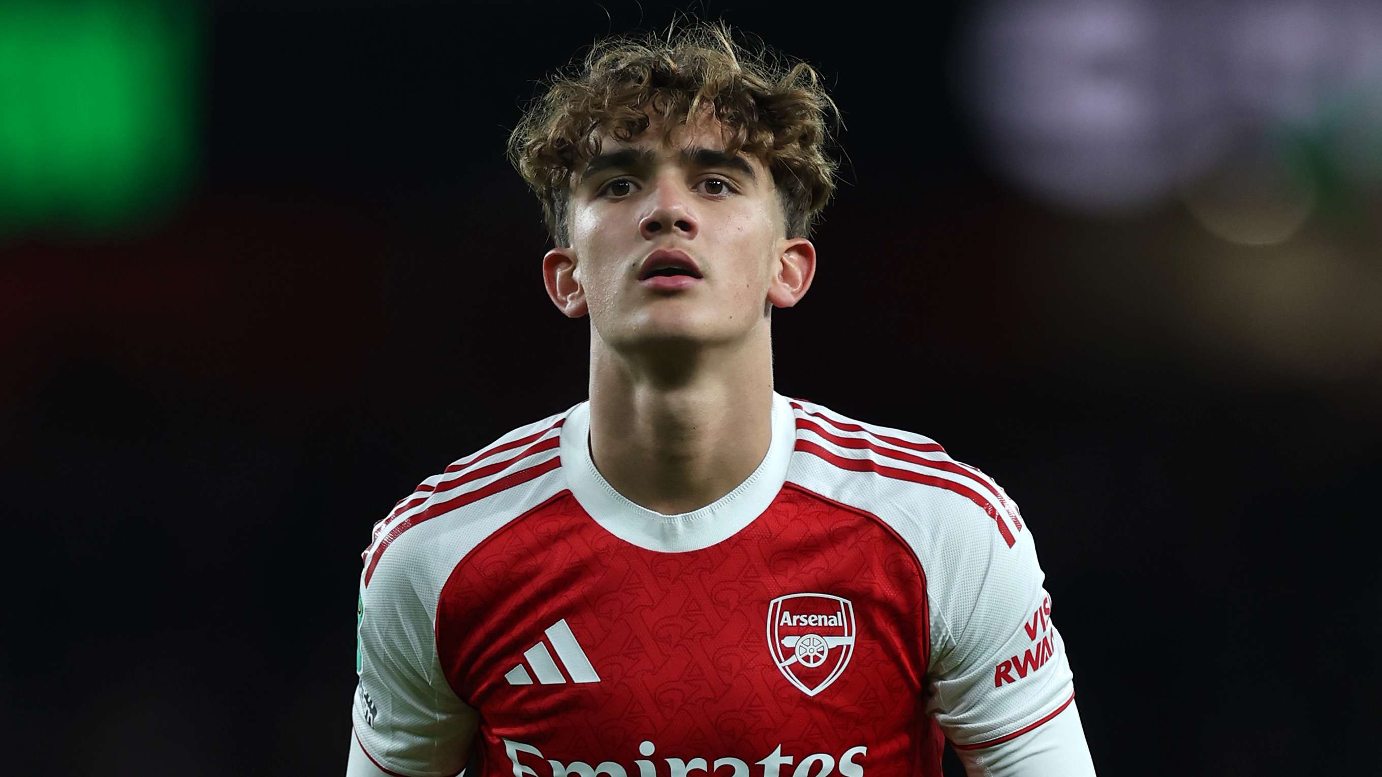 Arsenal legend reveals how Dowman calls for advice and to complain  