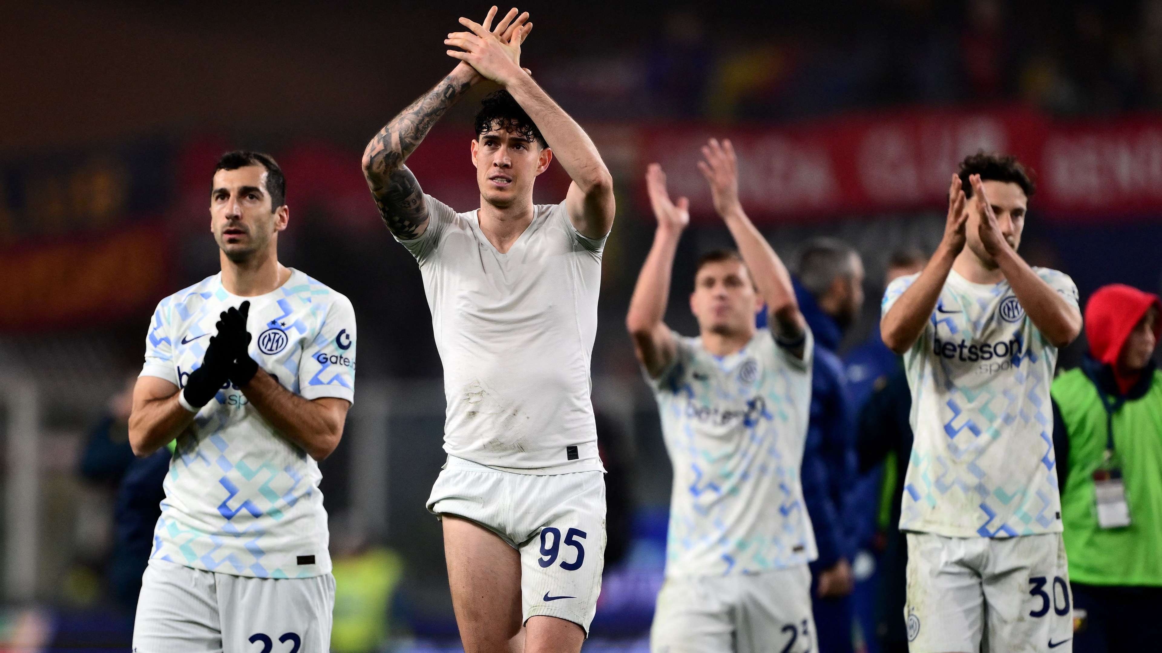 Barcelona eye Inter star amid uncertainty over Balde's future  