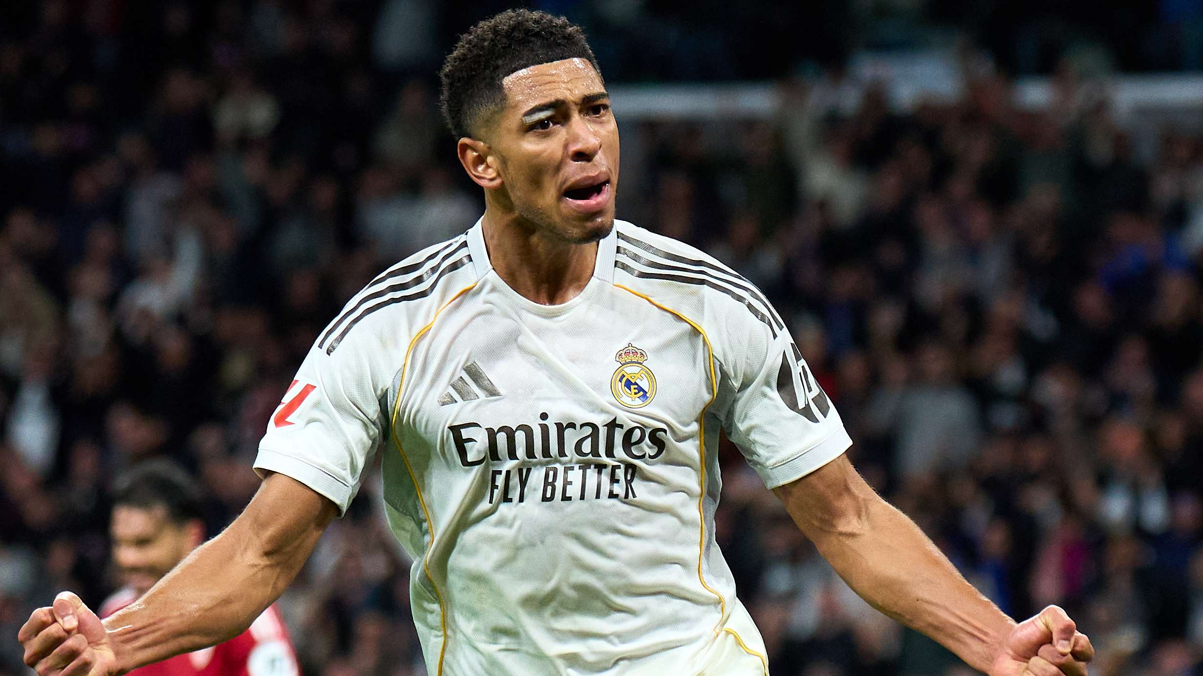 Man Utd urged to explore 'crazy' Bellingham transfer this summer  