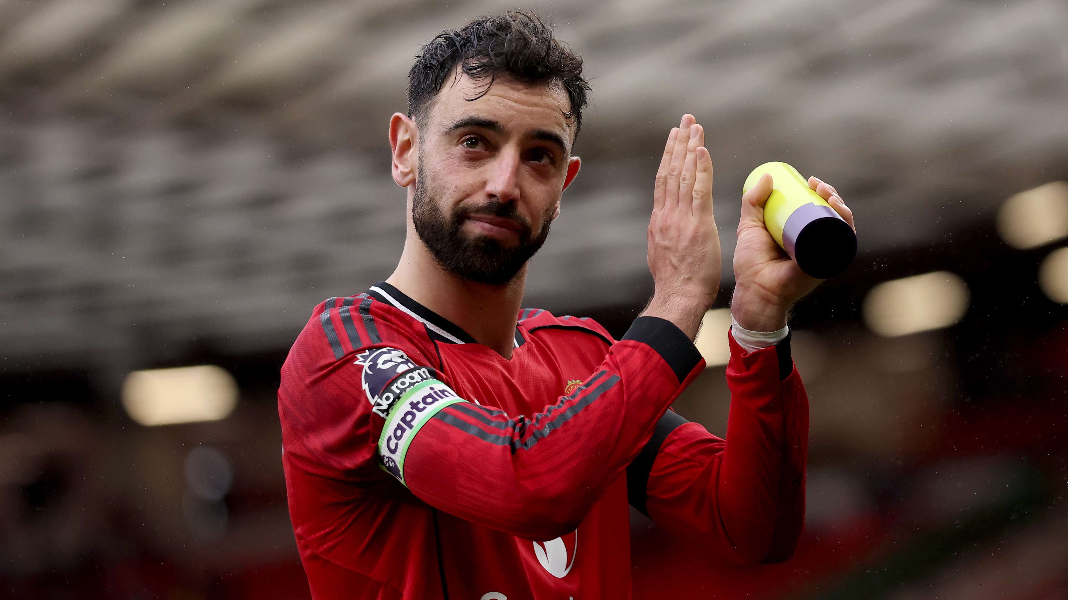 Bruno Fernandes sets two conditions for Man Utd stay  
