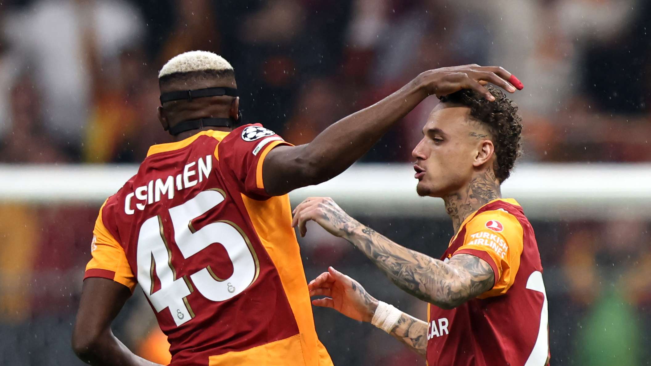 Galatasaray: "Osimhen has a fracture; surgery to be assessed. Lang is set for an operation"  
