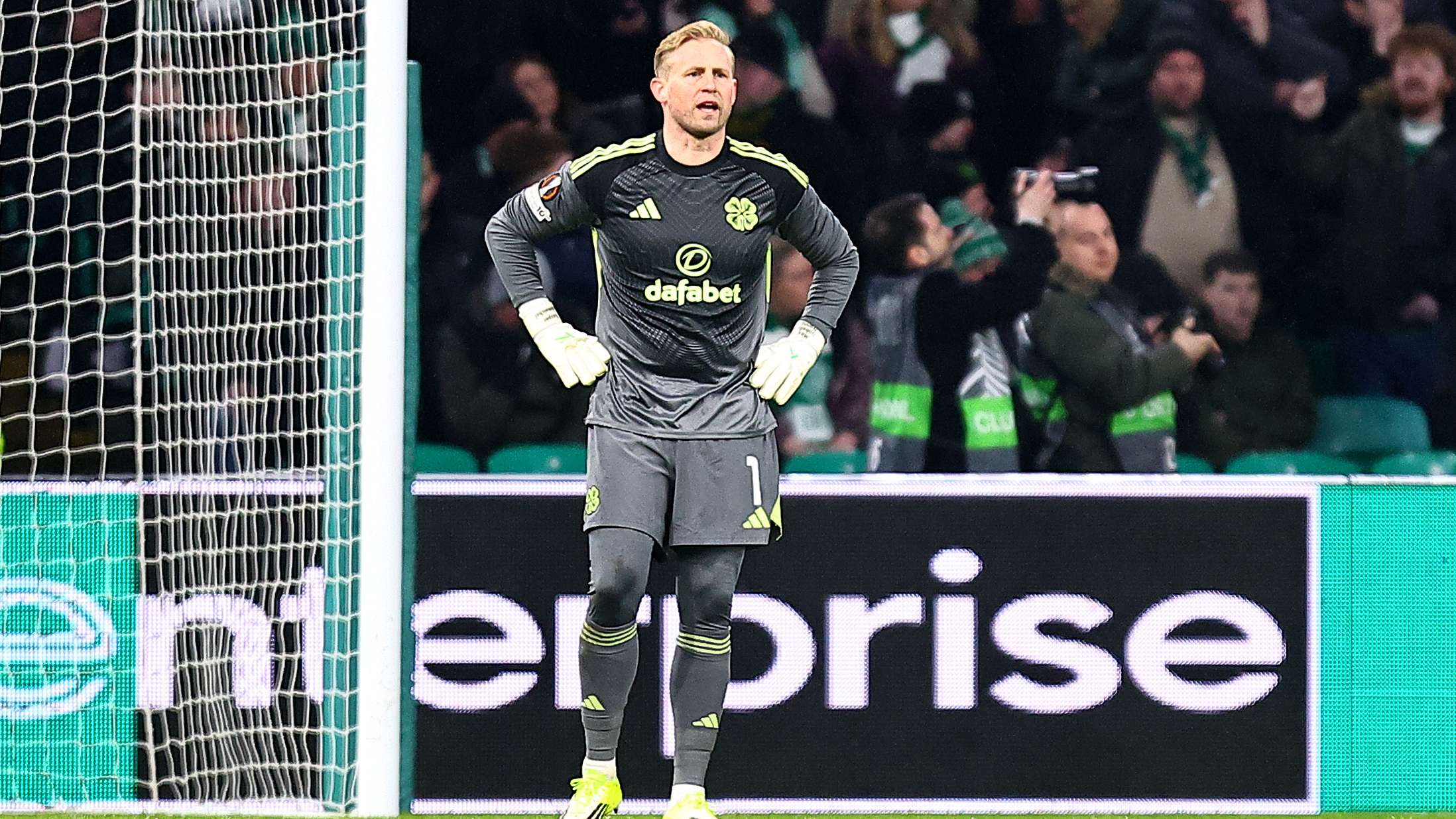 Schmeichel: "I may have played my last match." What happened?  