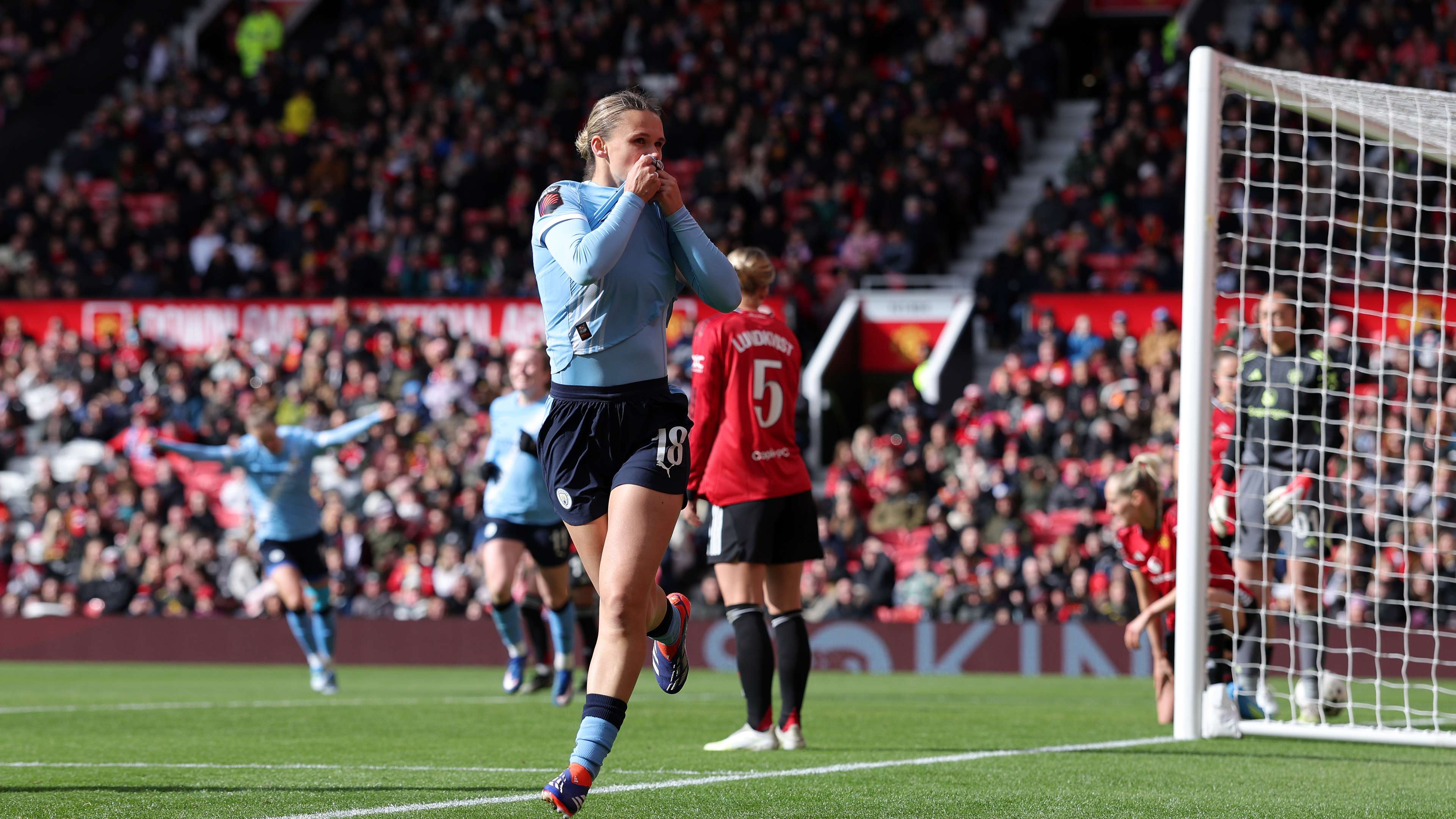Man Utd blown away by brilliant Man City in WSL  