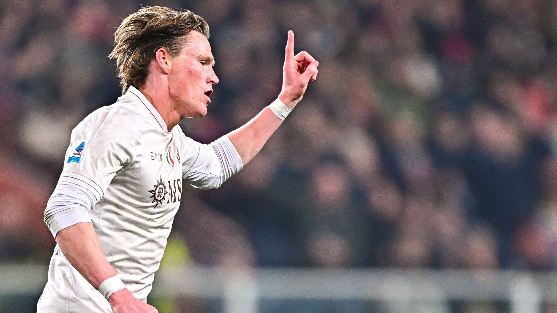 Maradona Jr: "If Diego was God, McTominay is Jesus"  