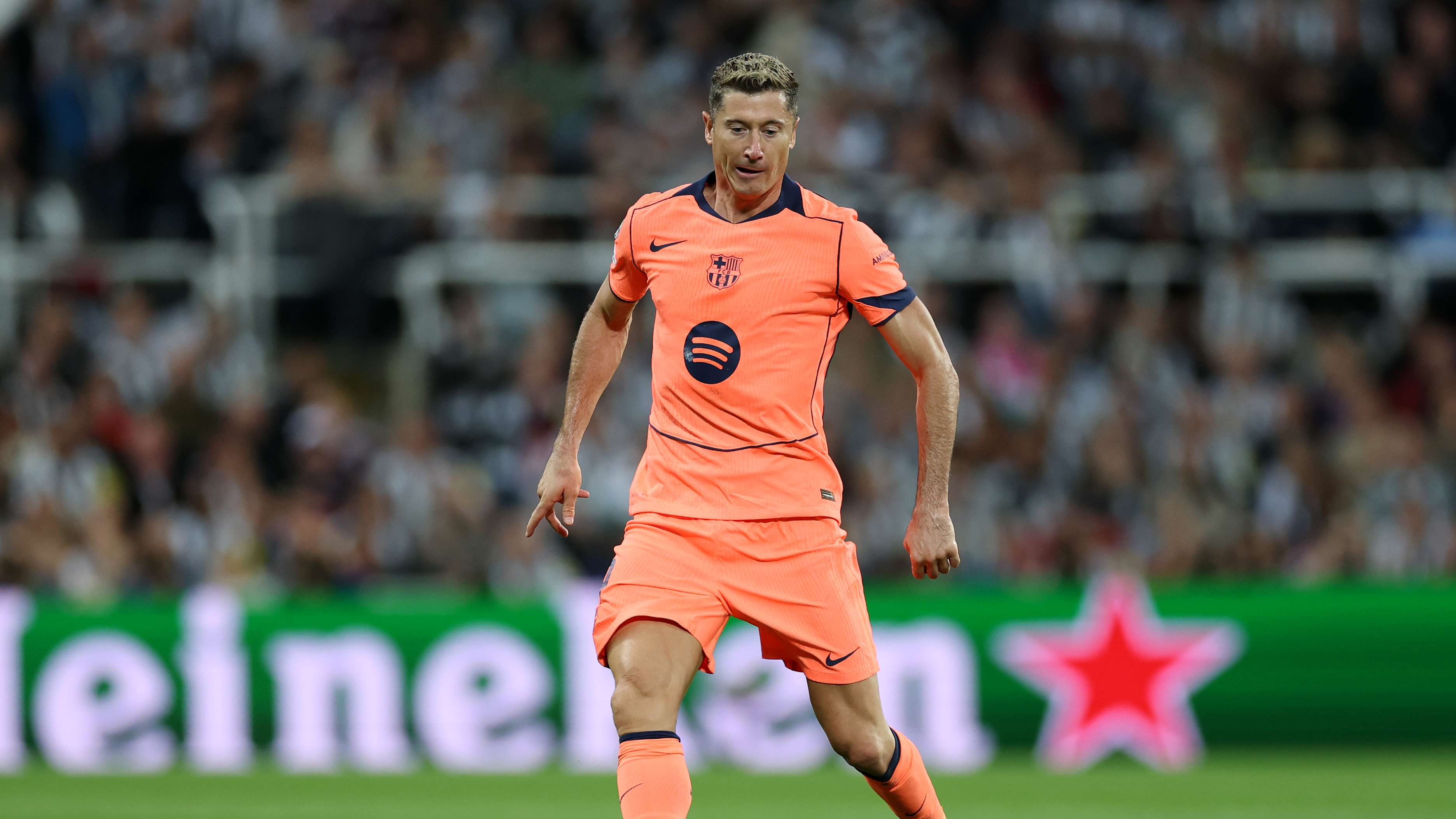 Barcelona have officially moved to sign a replacement for Lewandowski from the Bundesliga  