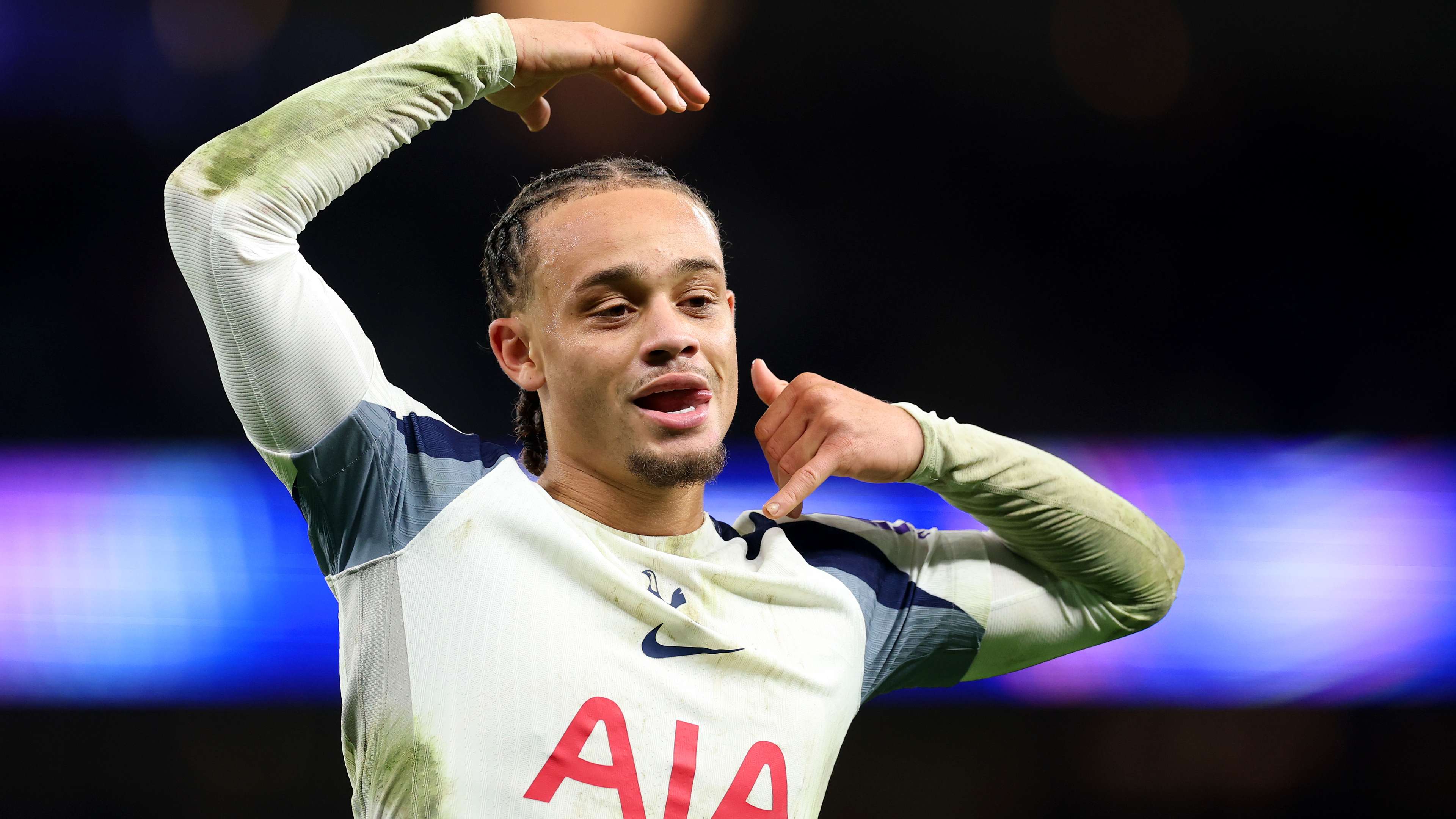 Barcelona tracking Simons & FOUR other Tottenham players  