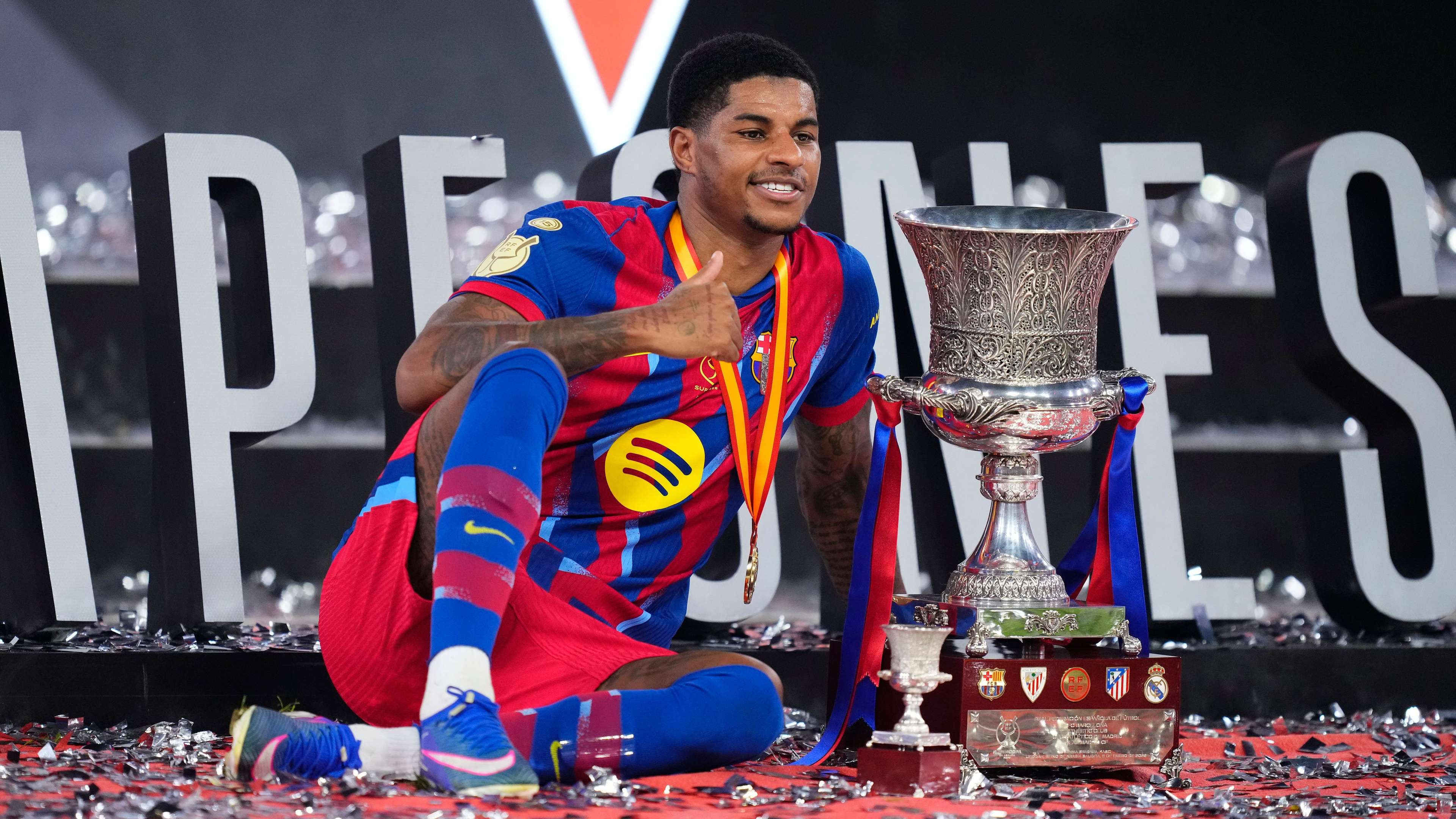 Rashford's potential £26m transfer to Barca an 'absolute robbery' - Ferdinand  