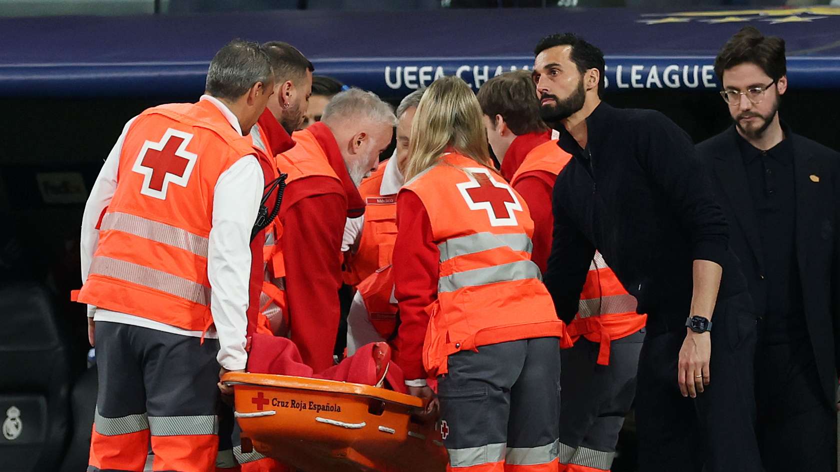 Real Madrid star rushed to hospital after losing 6kg  
