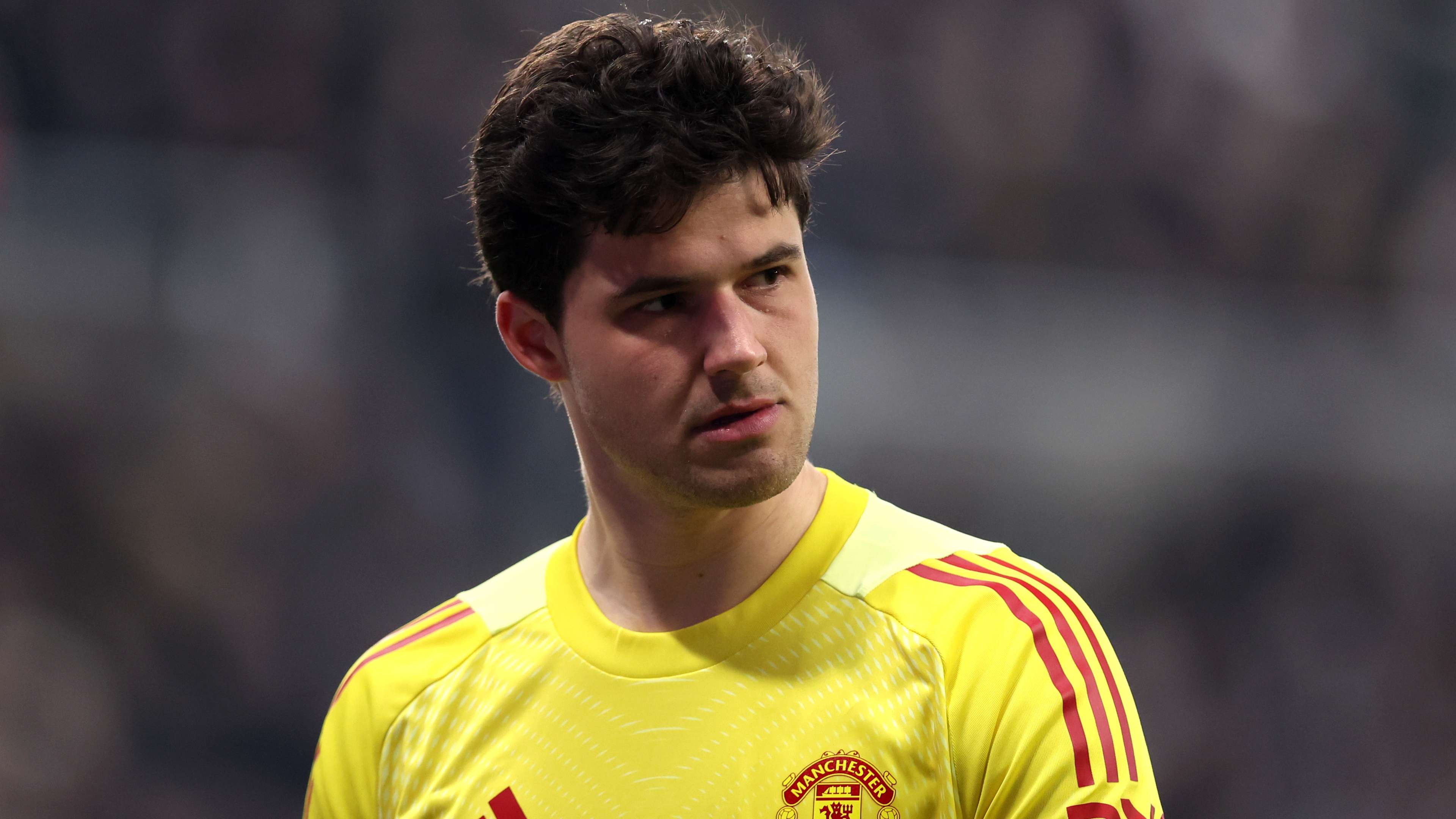 'Weaknesses there' - Lammens told he's not at level Man Utd need  