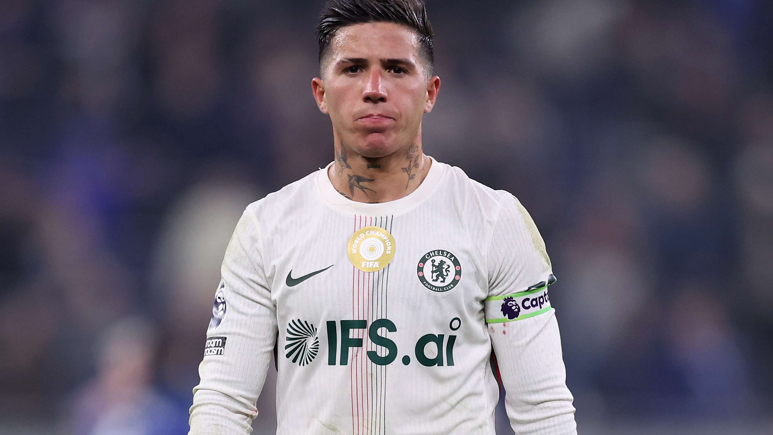 The fee Chelsea require to avoid making loss on Fernandez  