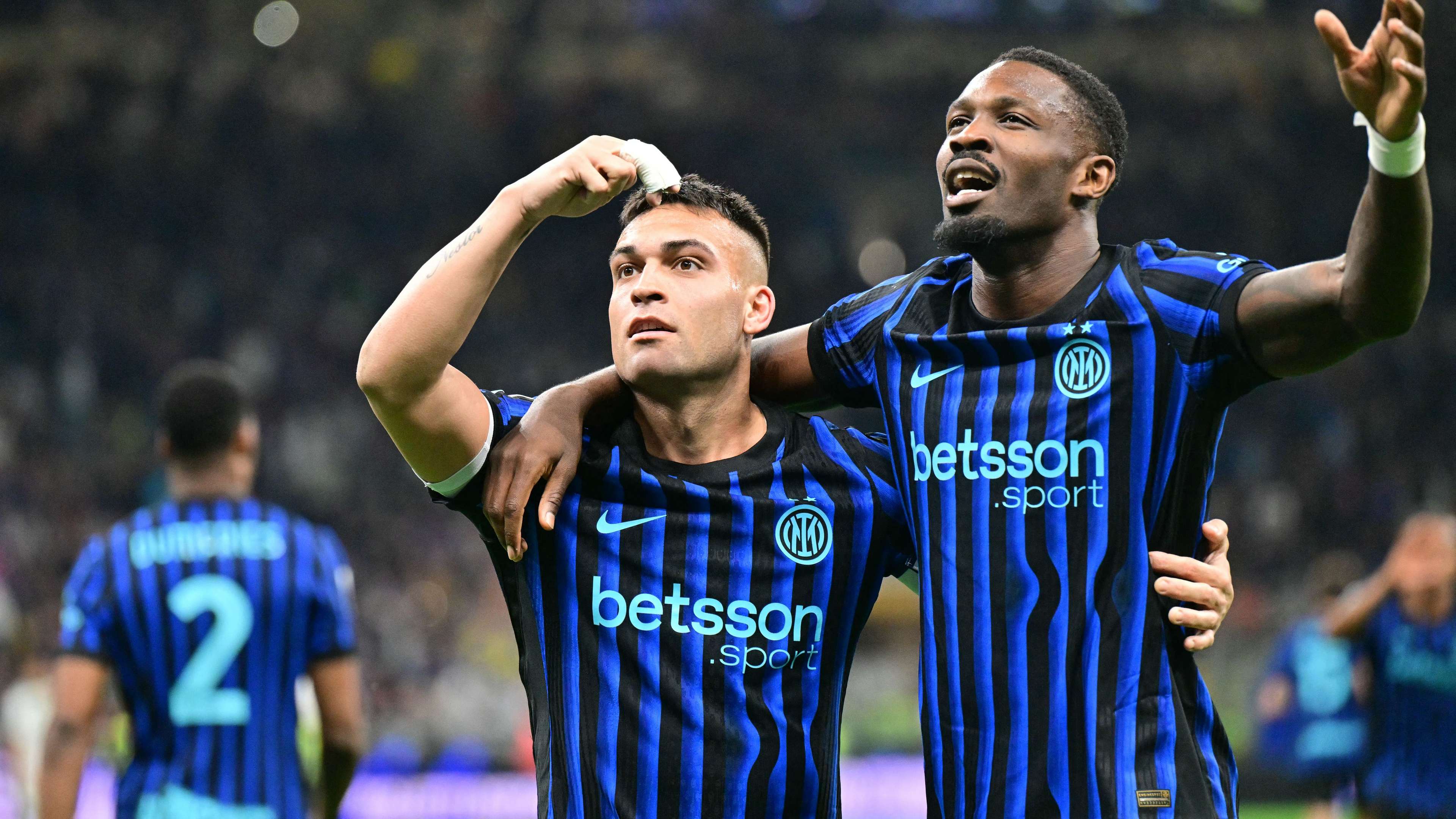 Video: A tough night for Roma... Inter score a resounding five-goal haul  