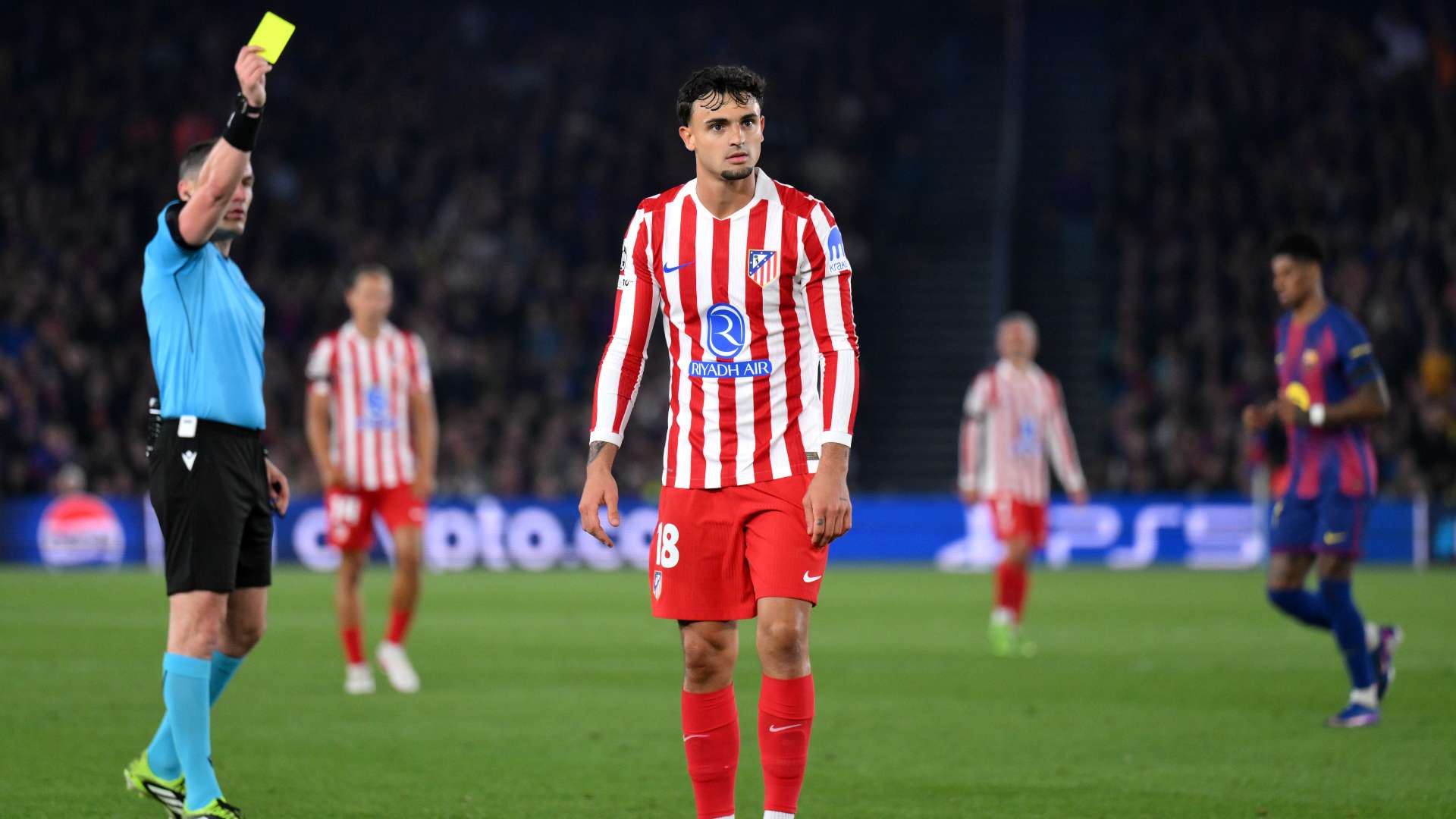 📽️ | Red card?! Watch Atleti handball incident that infuriated Flick  