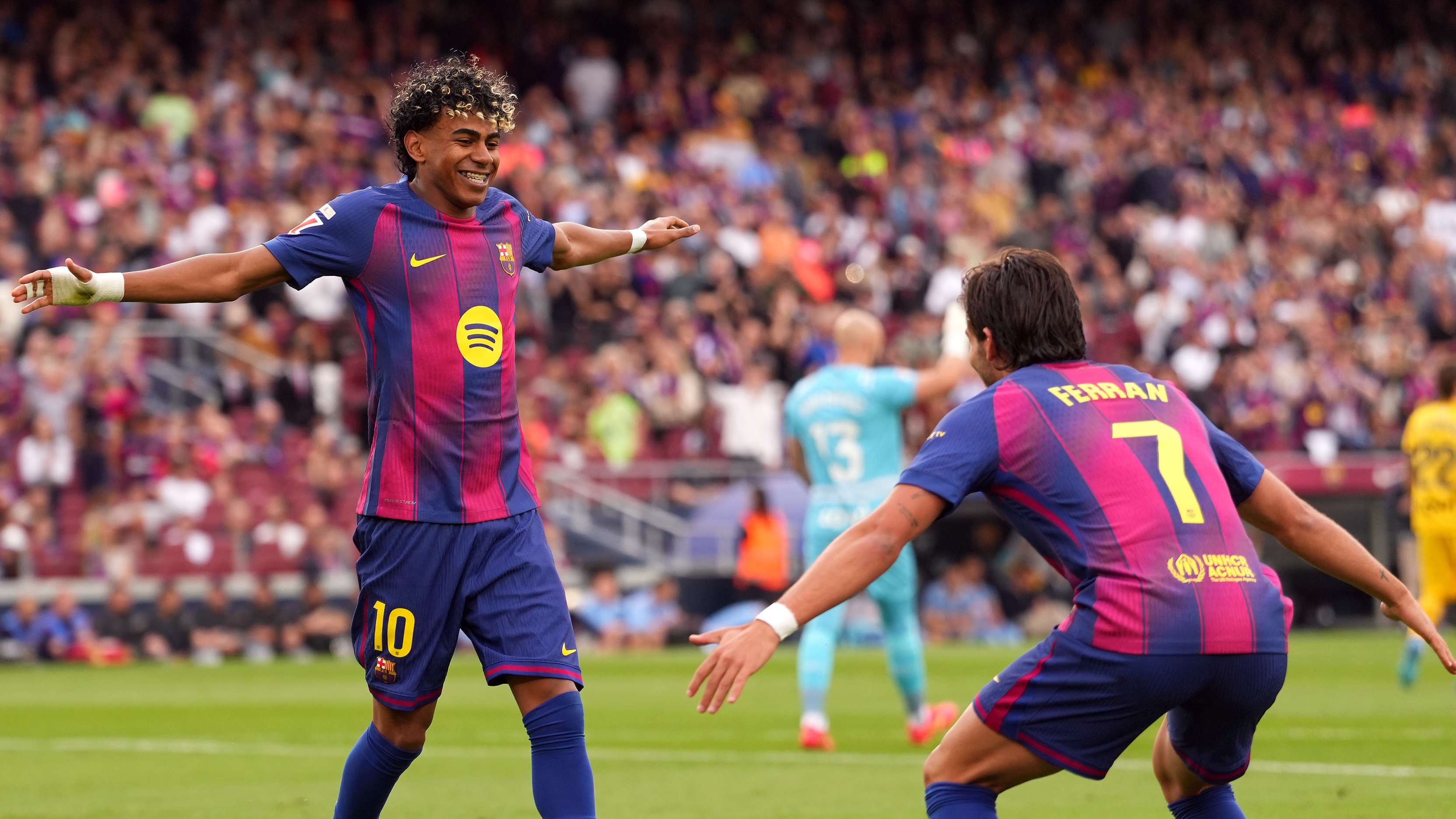 Video: Barcelona thrash Espanyol and extend their lead over Real Madrid  