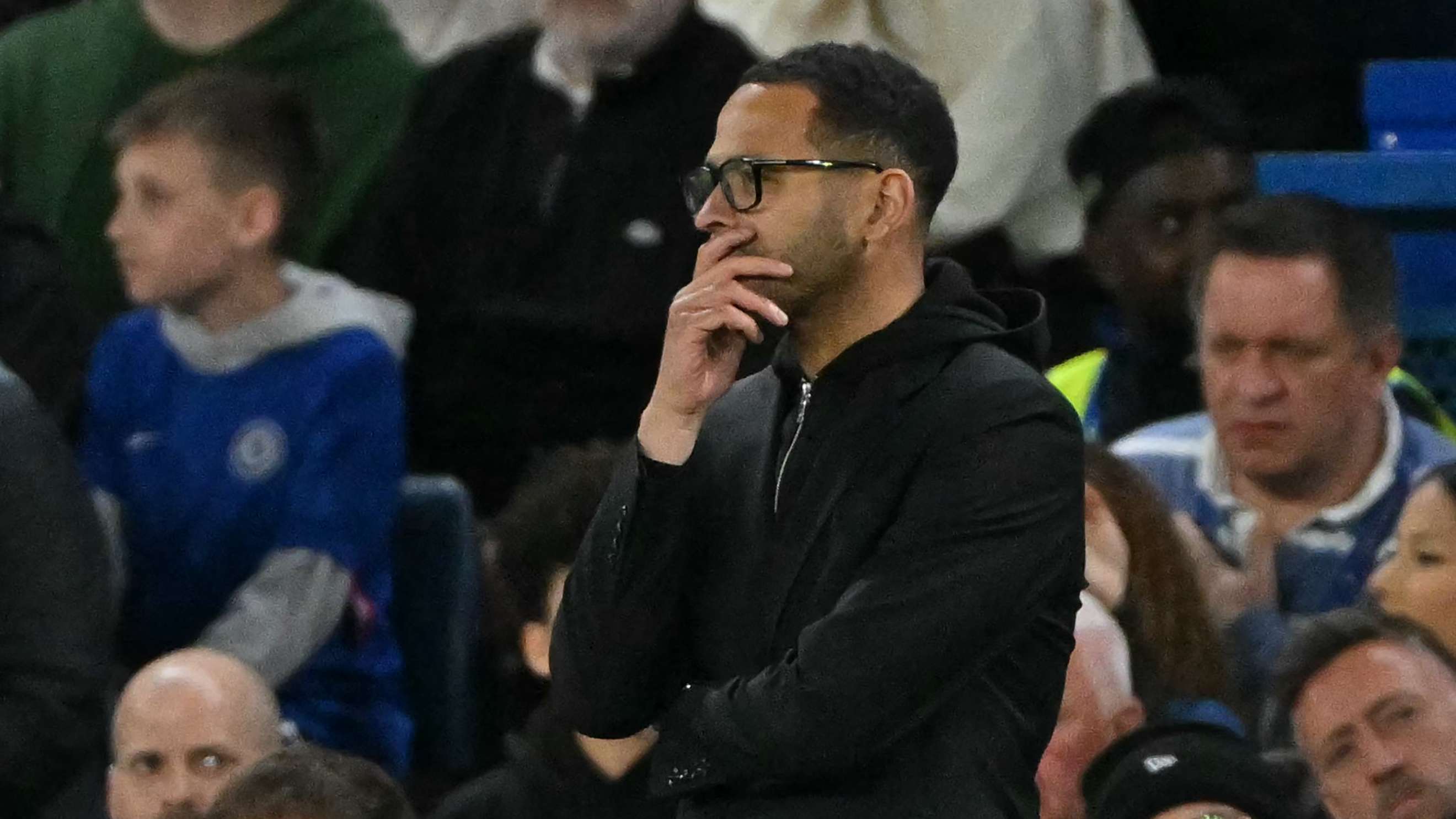 Rosenior delivers ‘honest answer’ to Chelsea sack question  
