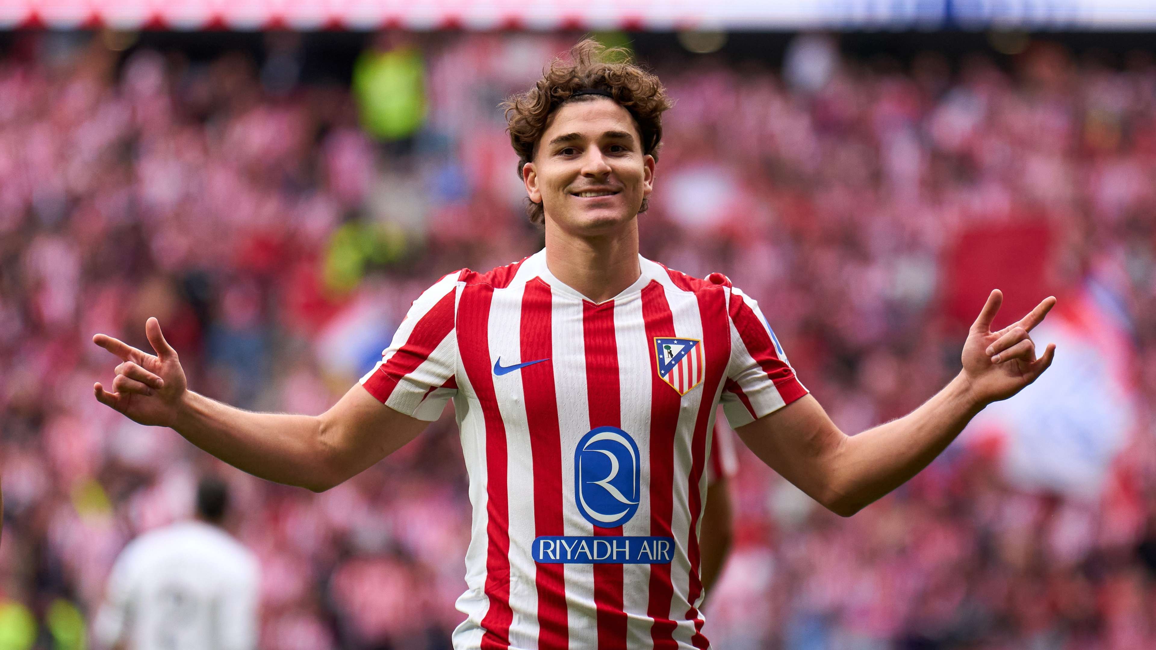 Atletico president offers odd response to Alvarez-Barca rumours  