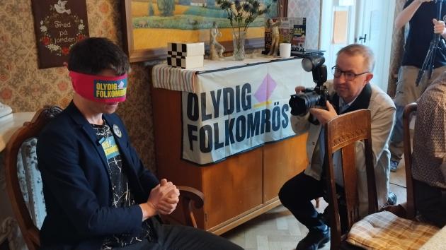 Axel Smith Scores 41-8 In 49-Board Blindfold Simul, Sets Unofficial Record  