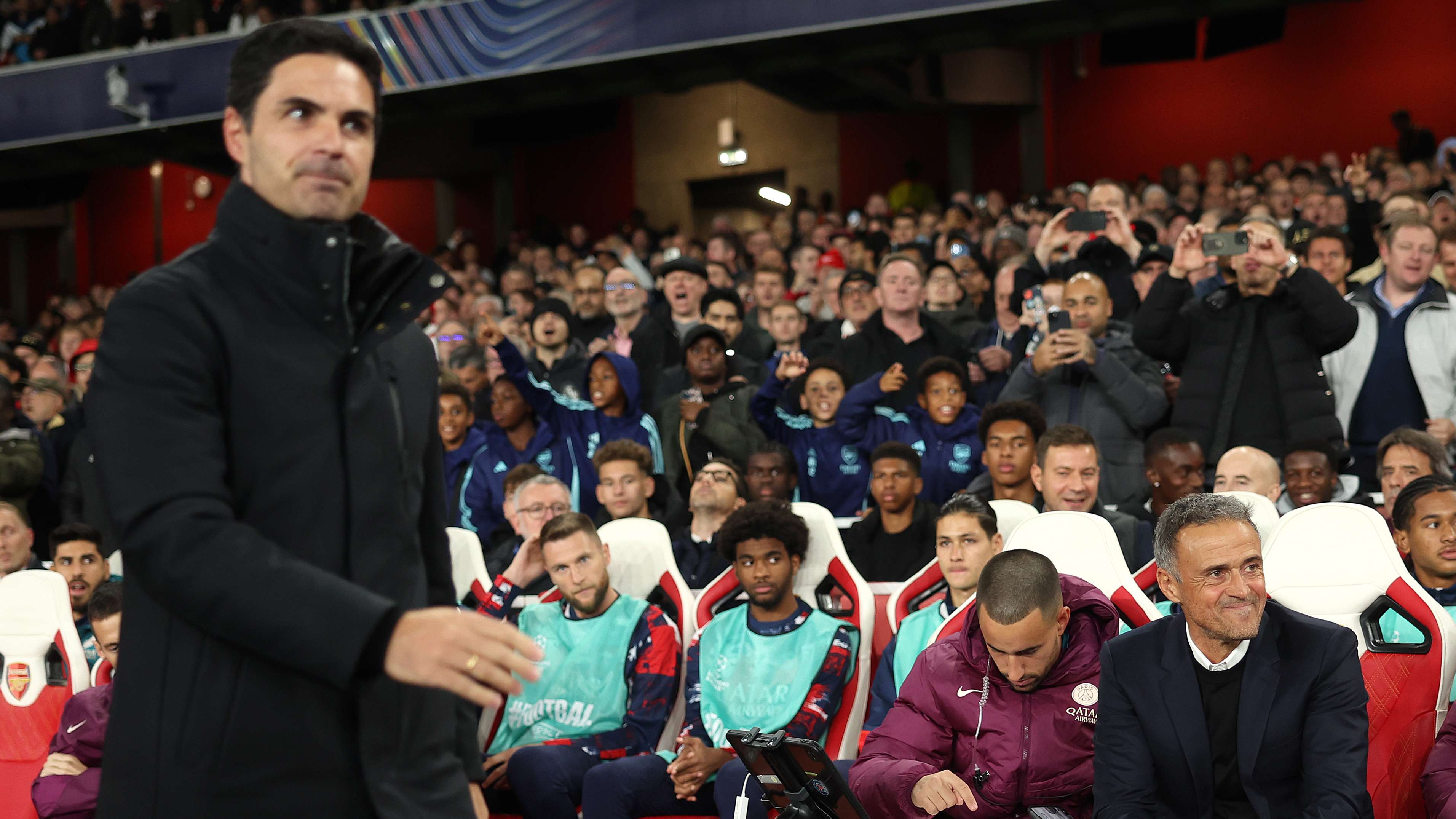 Arsenal and PSG eye West Ham star  