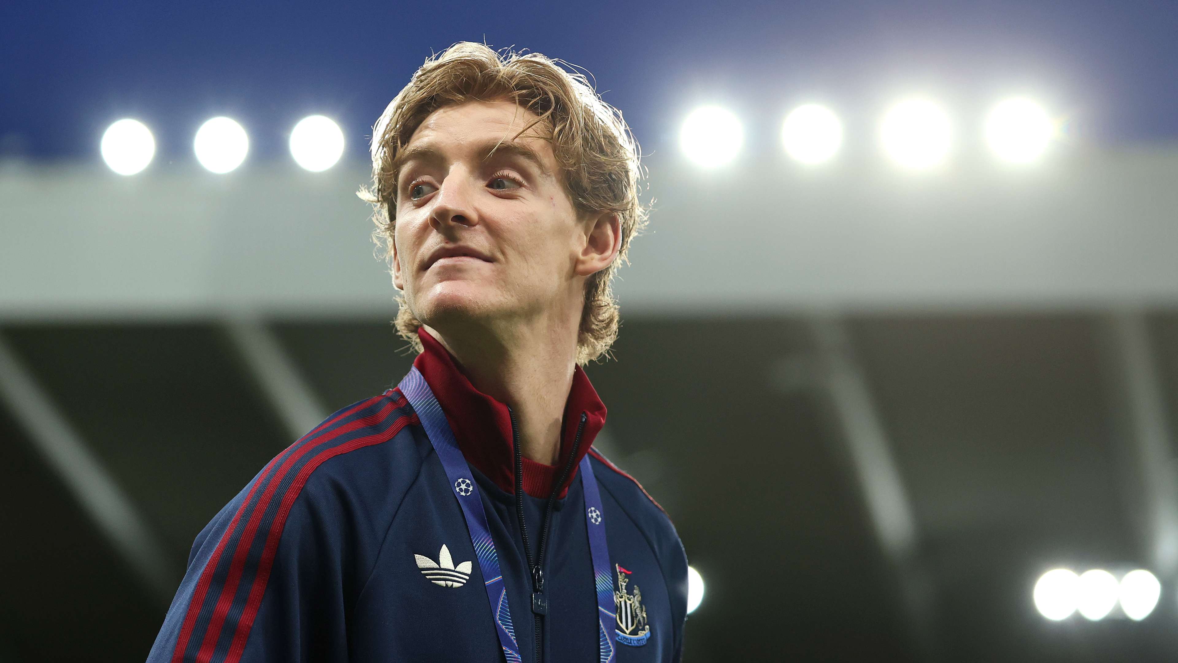 Bayern prepare sensational swap offer to Newcastle for Gordon  