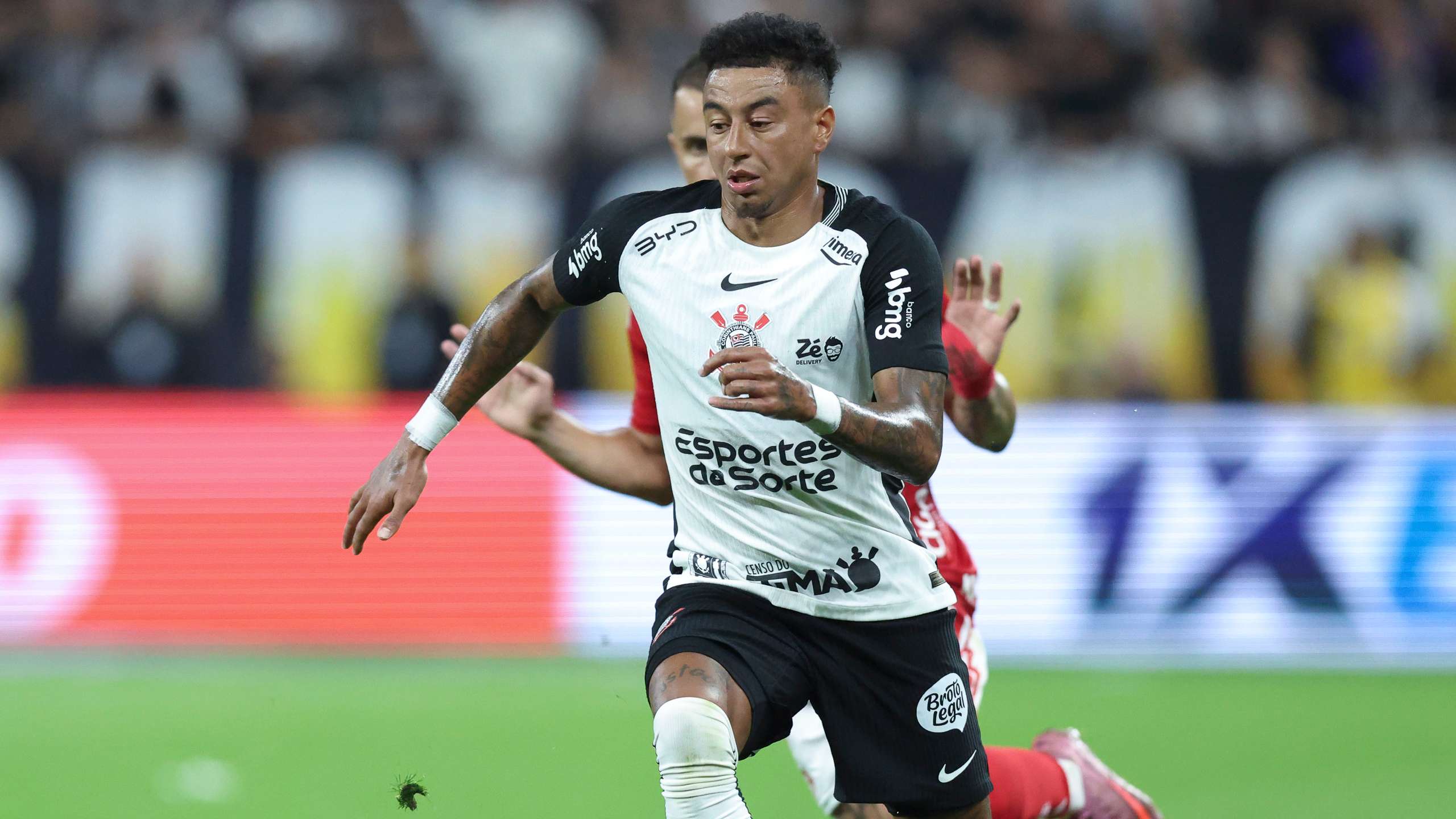 Lingard hailed by Corinthians boss after 'best game' at high altitude  