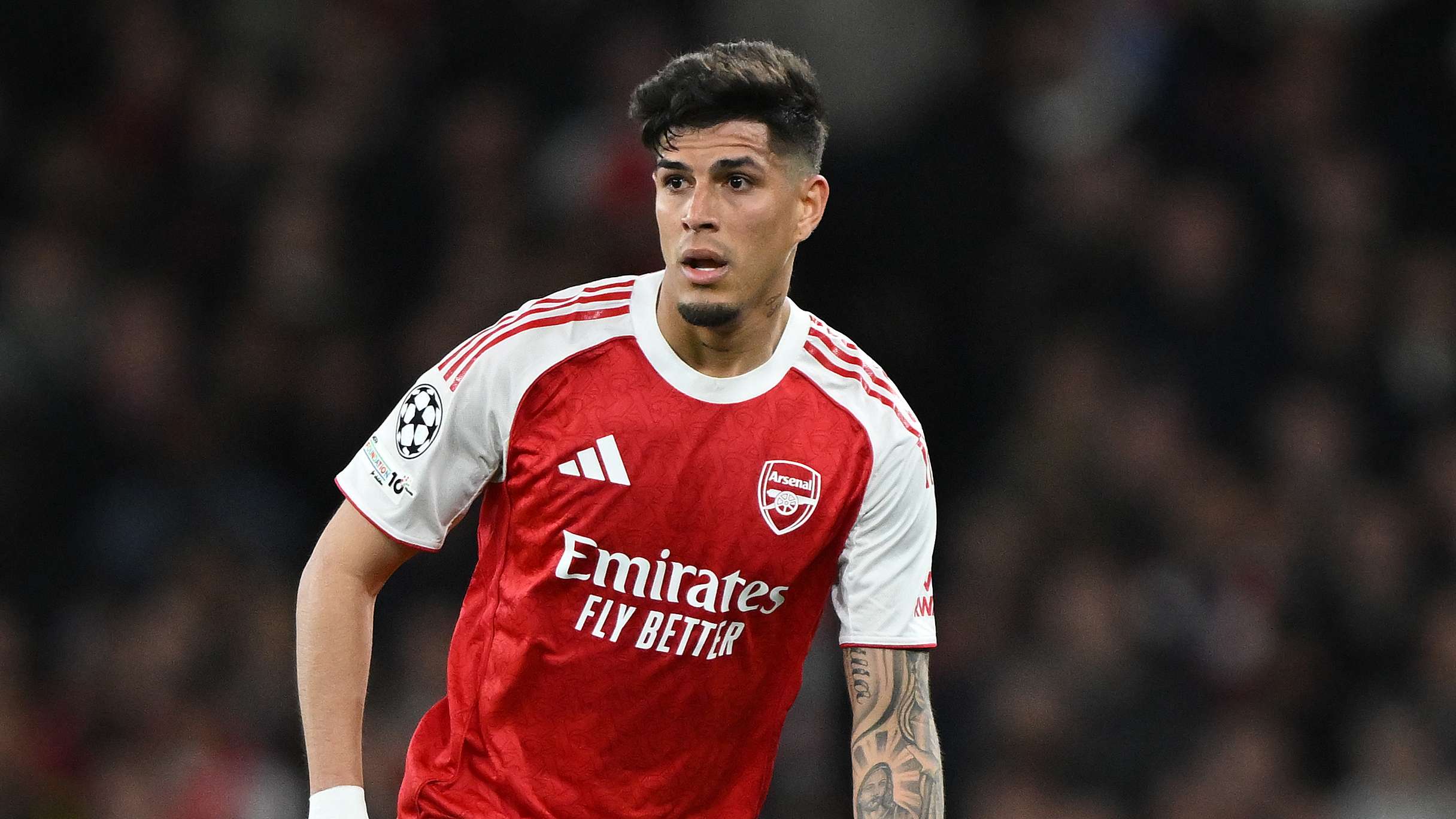 Barca plot shock transfer swoop for Hincapie despite Arsenal’s £45m option  