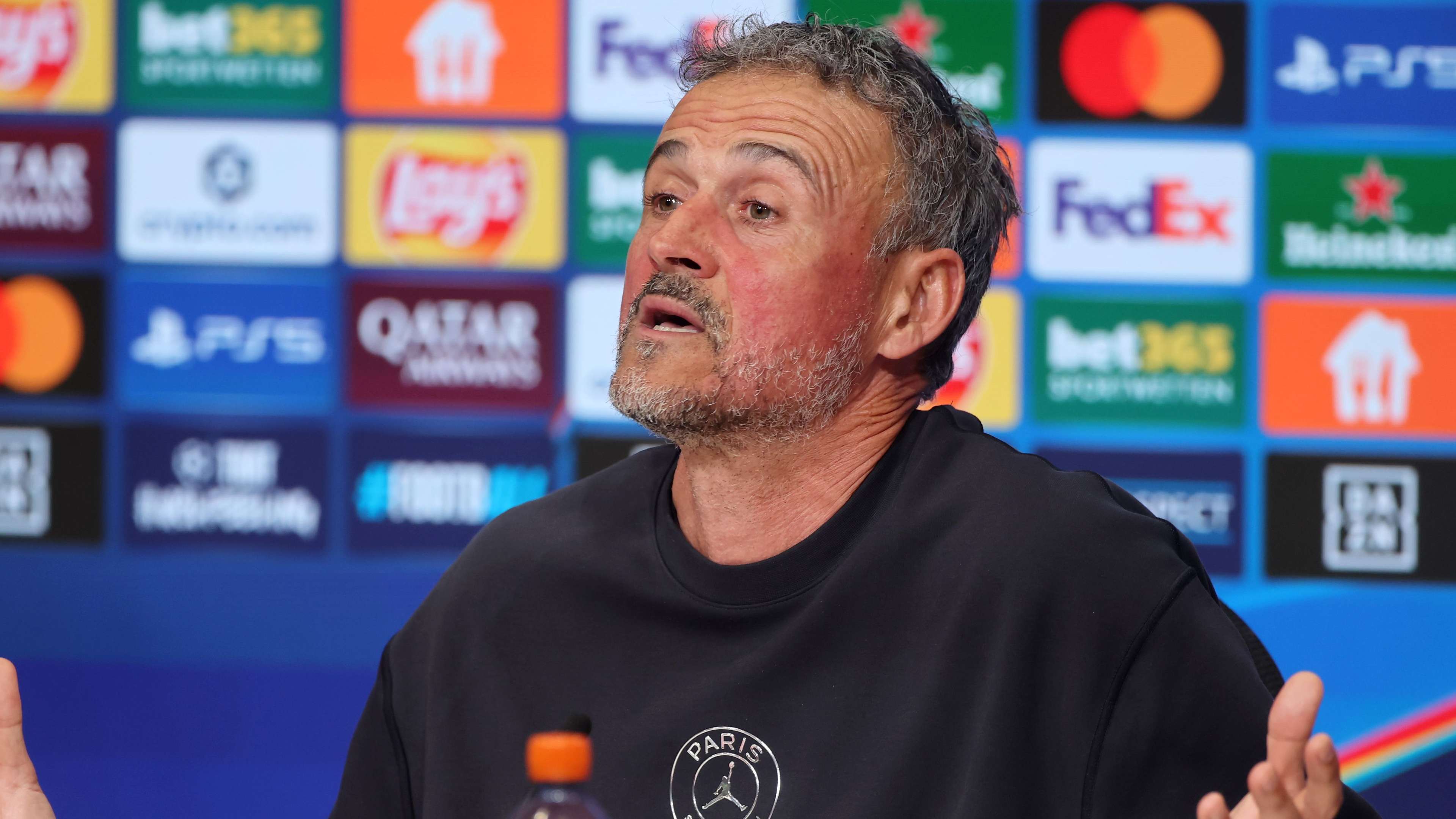 Enrique tells PSG stars to treat Bayern clash as 'Nadal vs Federer'  