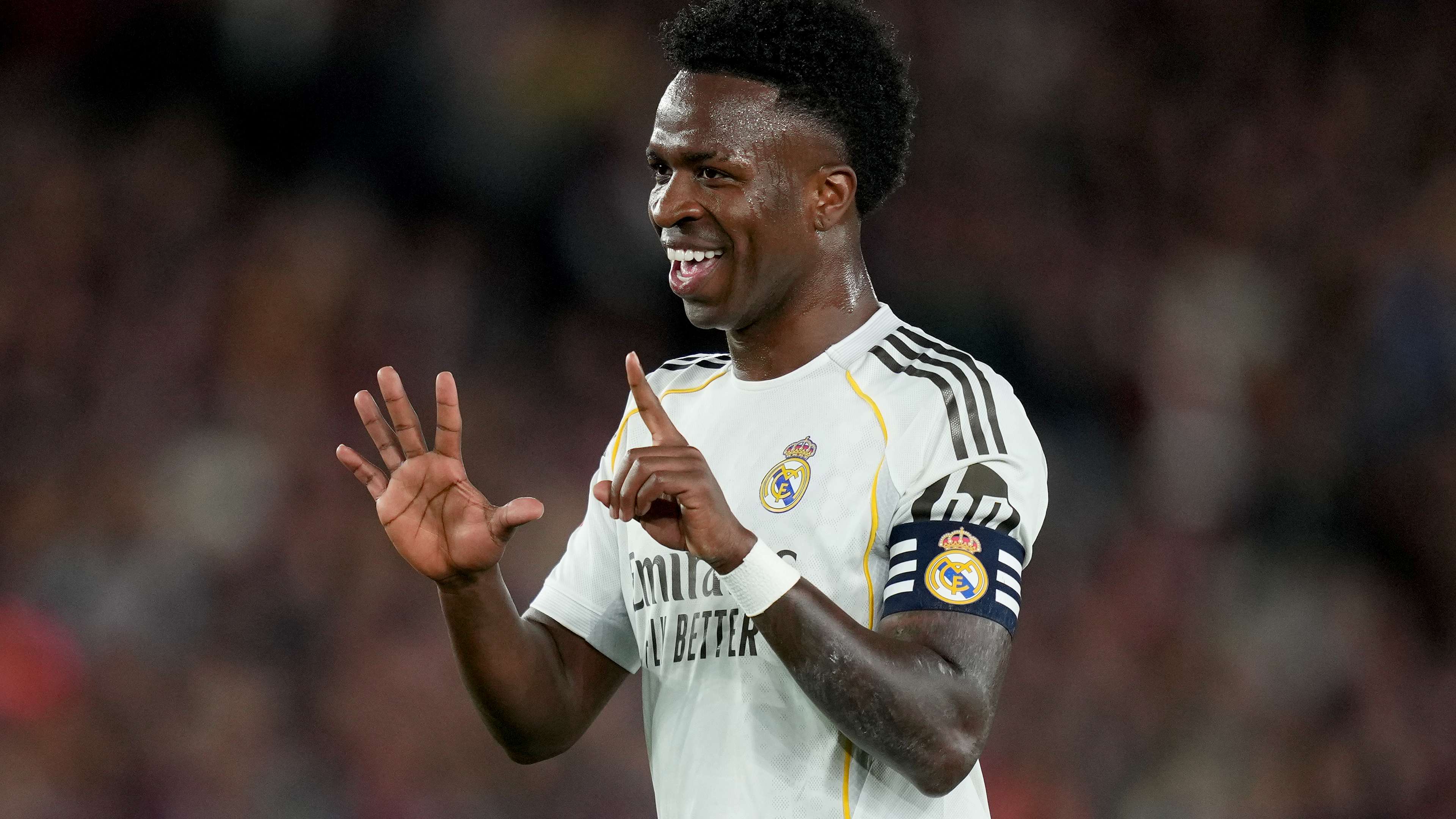Vini Jr. provoked Barça fans – Cancelo makes history  