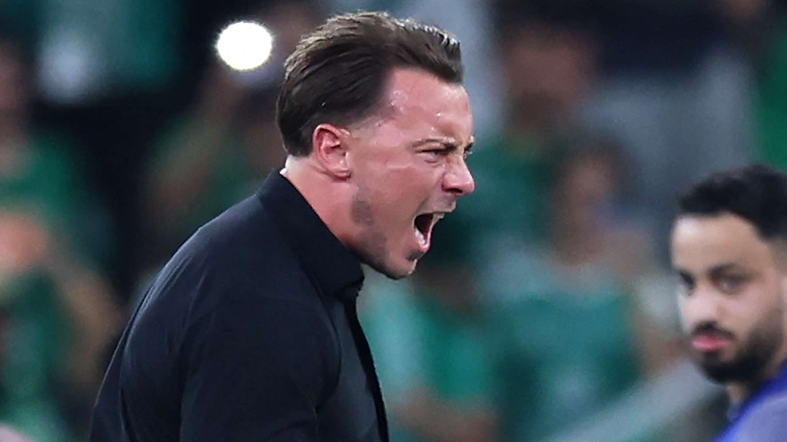 A Newcastle legend shocks Yaisle with bold statements  