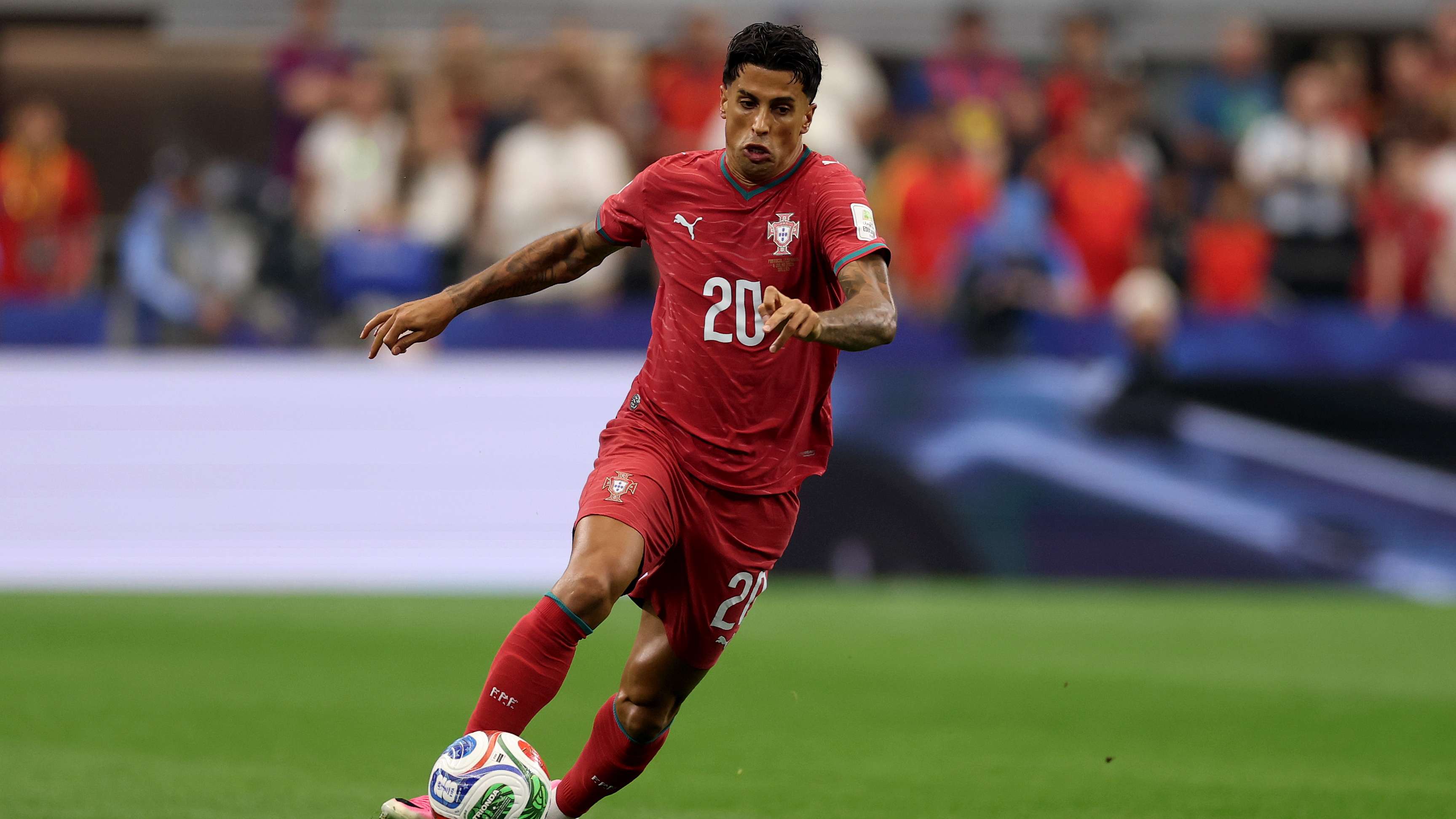 A final hurdle before the official announcement.. Behind the scenes of Barcelona's moves in the Cancelo deal  