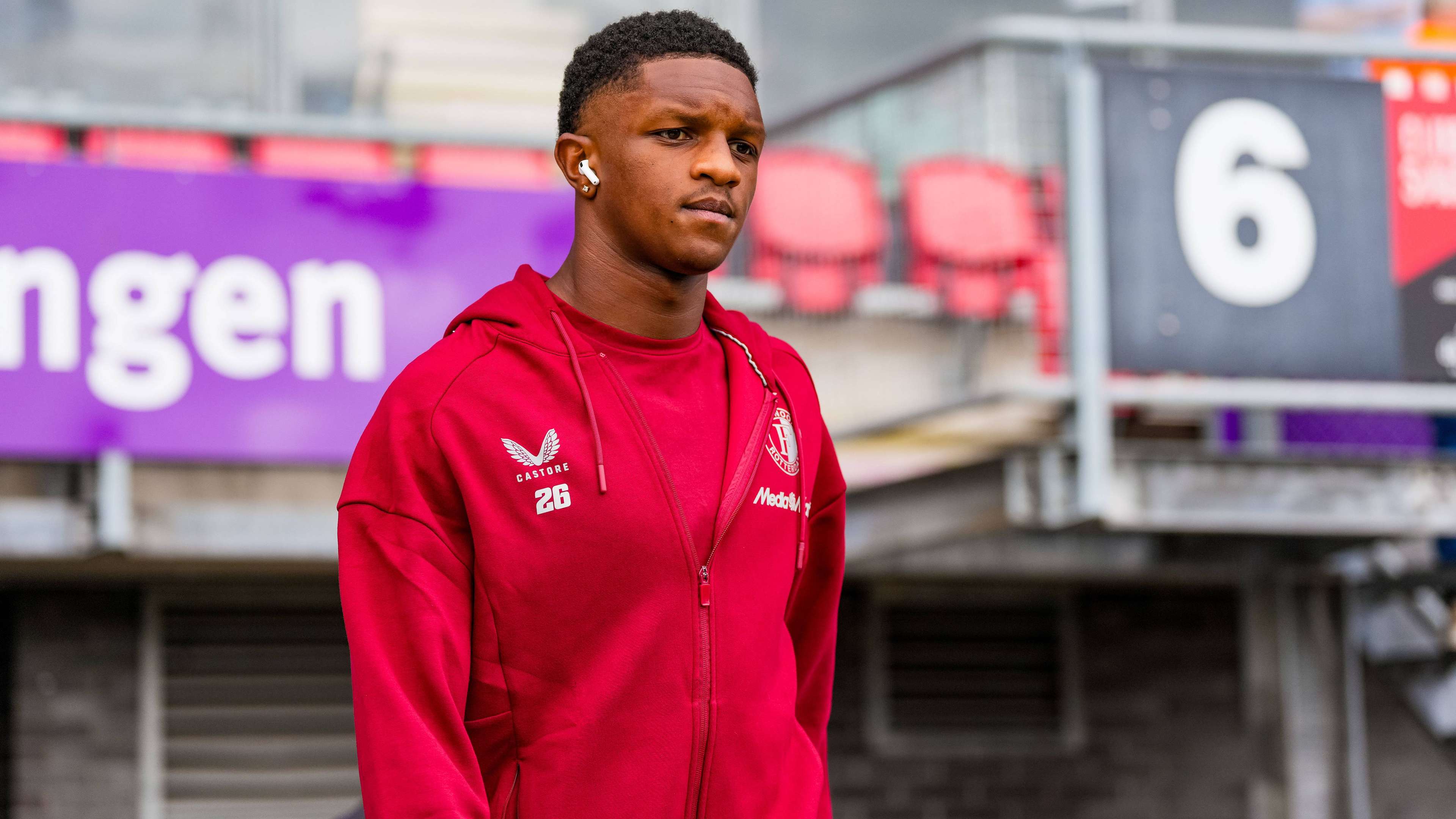 Feyenoord identify Givairo Read successor: this must be the new right-back  
