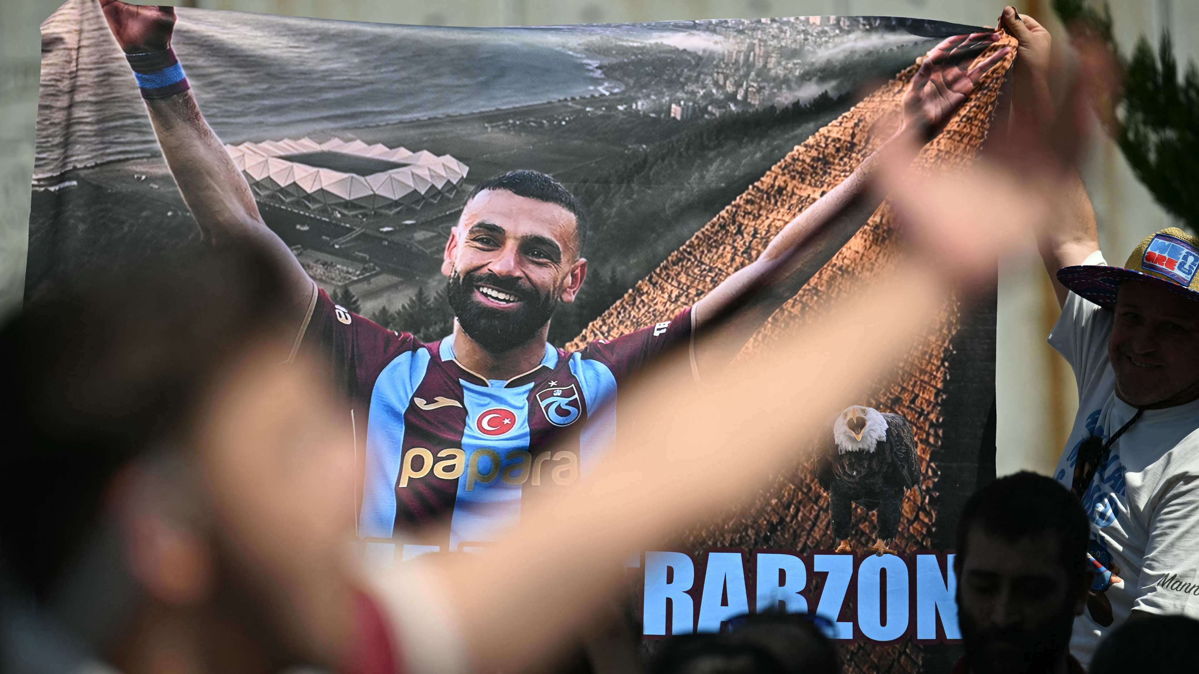 "More important than paying off my debts": Salah sends Trabzon fans into a frenzy  