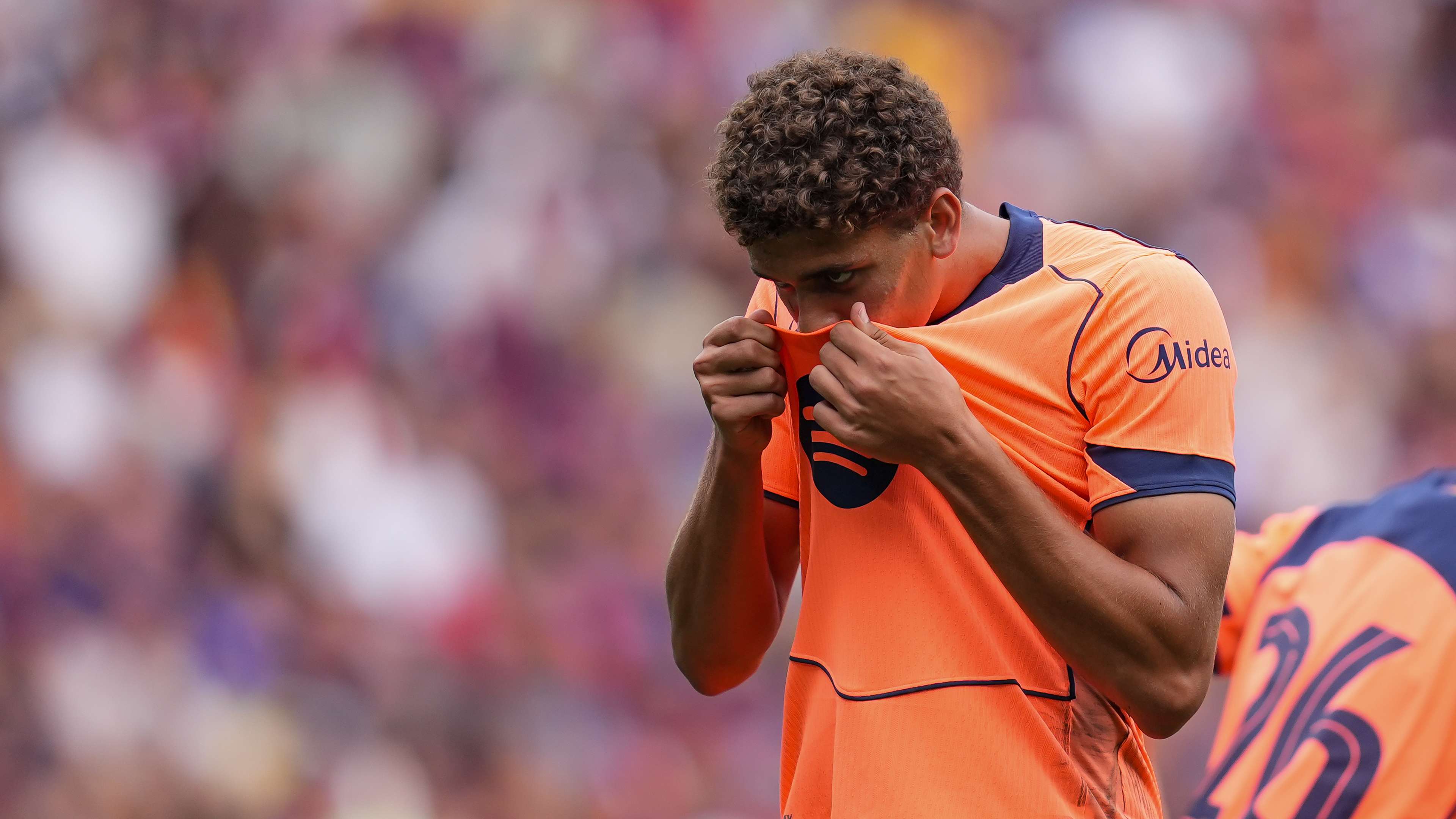 Hamza knocks on the door forcefully: an Egyptian surprise shakes Barcelona's calculations  
