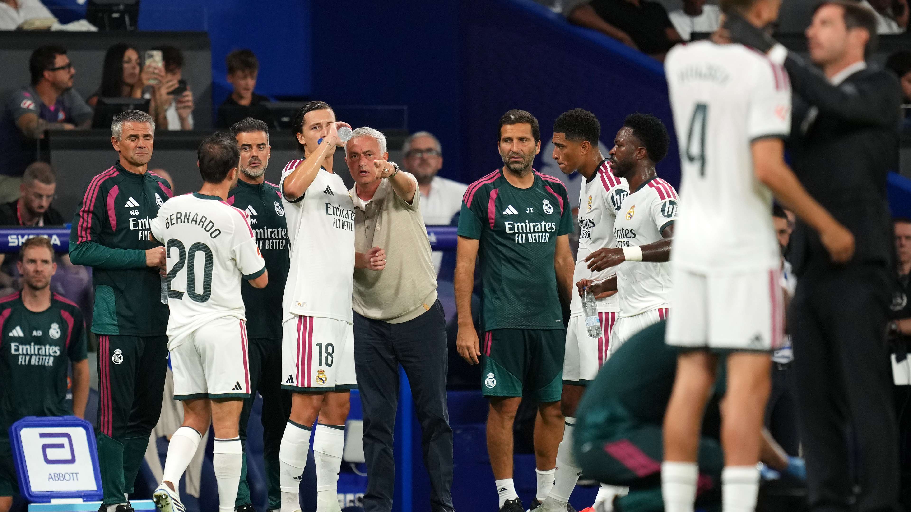 "He's not tied to anyone": why did Mourinho drop Carreras from the starting line-up?  