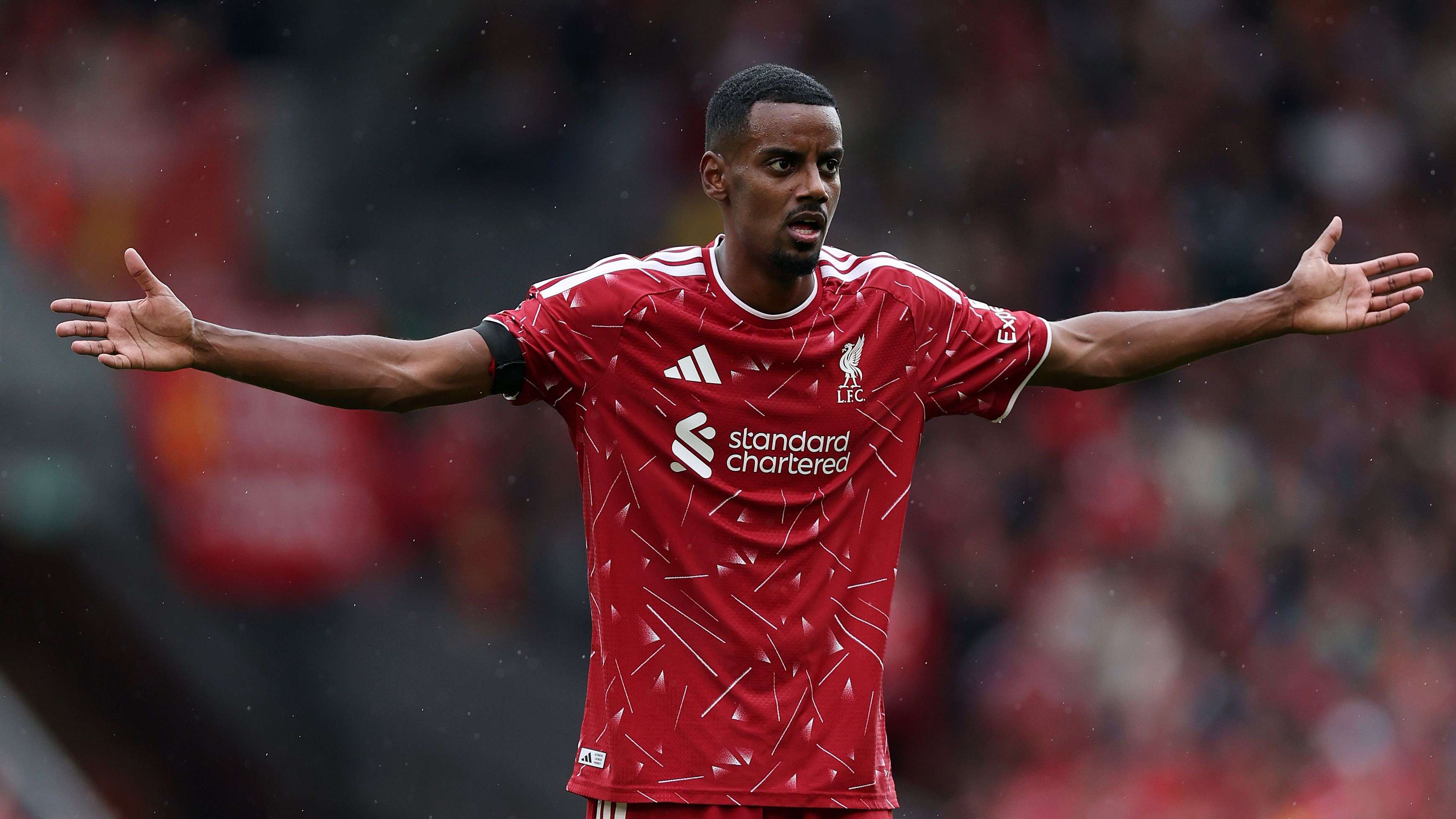 Liverpool 'don’t trust' Isak as major Anfield problem highlighted  