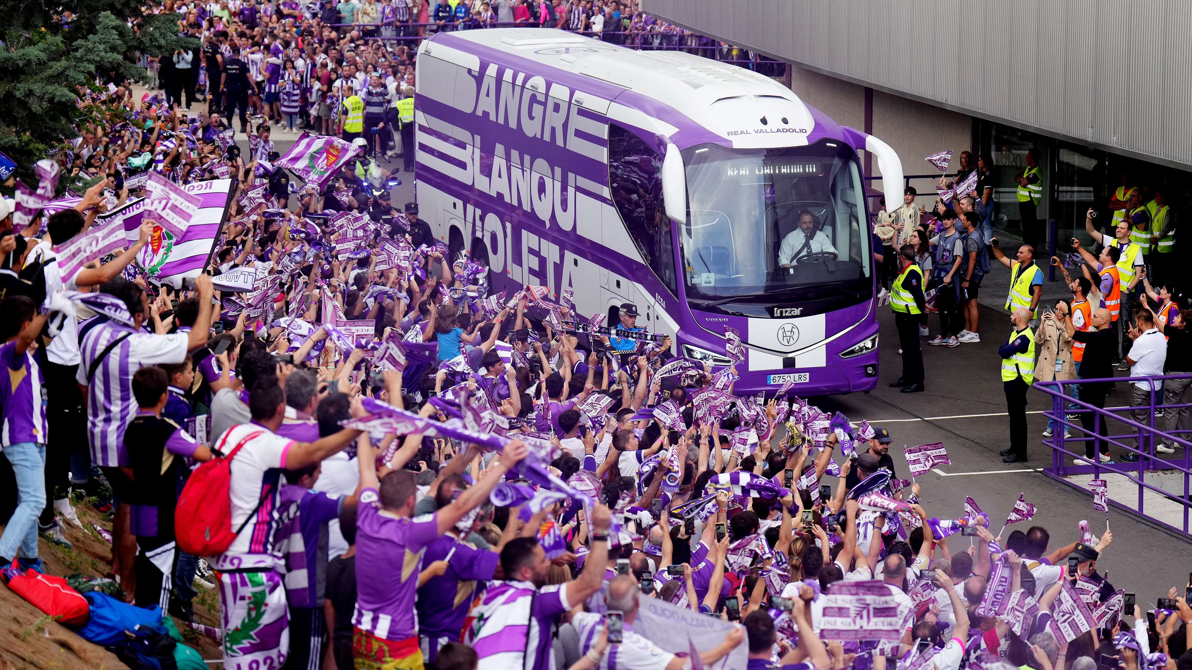 Shocking surprise: Moroccan minor hides under Real Valladolid's bus to cross into Spain  