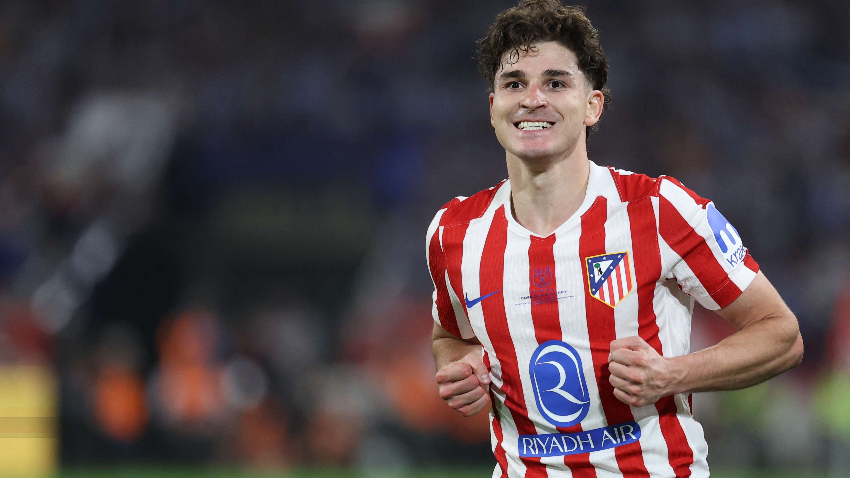 Turned the page on Barcelona: Alvarez begins a new chapter with the help of three stars  