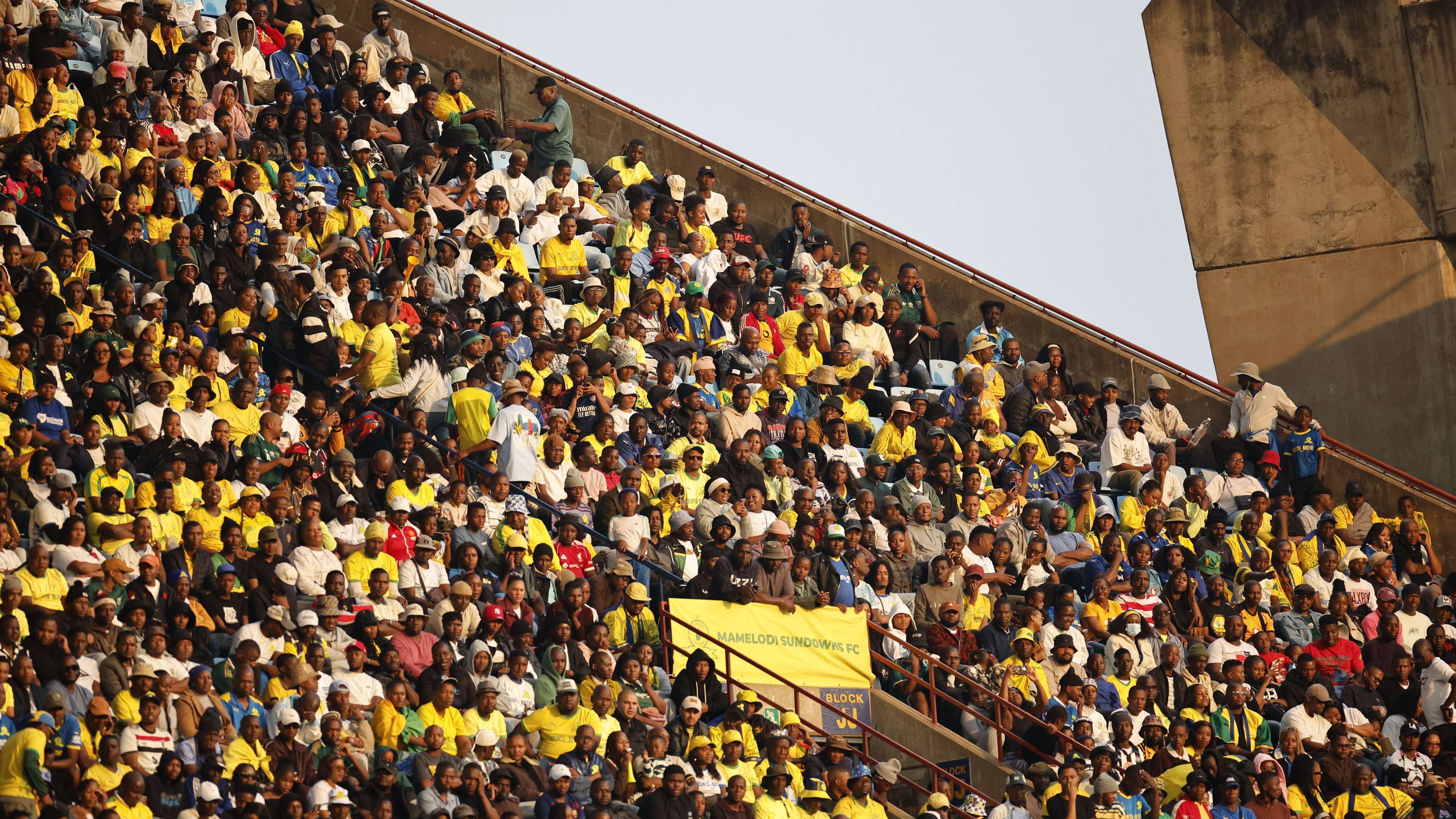 Video: Sundowns fans mock Al Ahly with a Saudi phrase!  