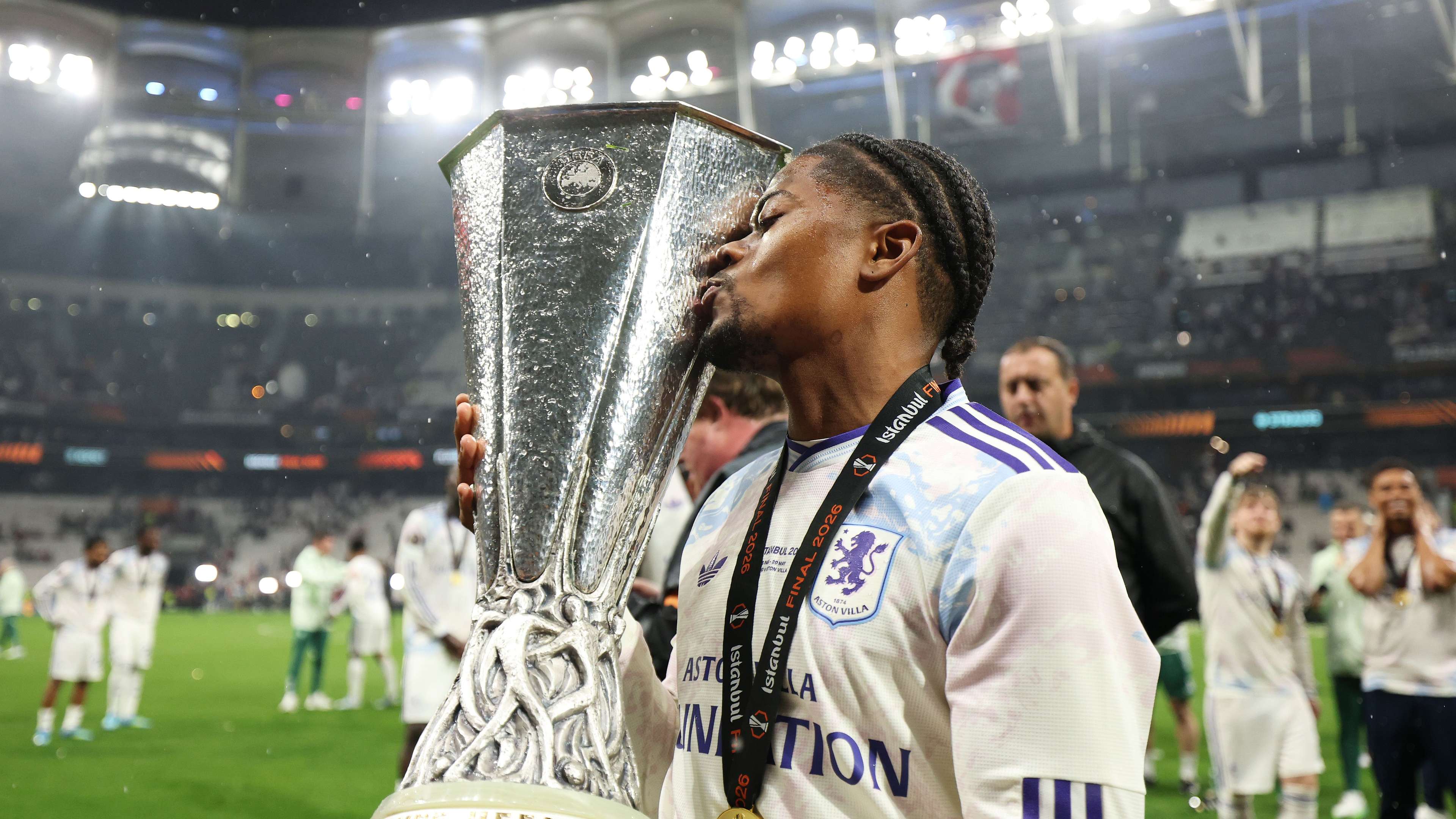 From the Kingdom to Athens: a surprise move ruins Bailly's transfer to the Saudi league  