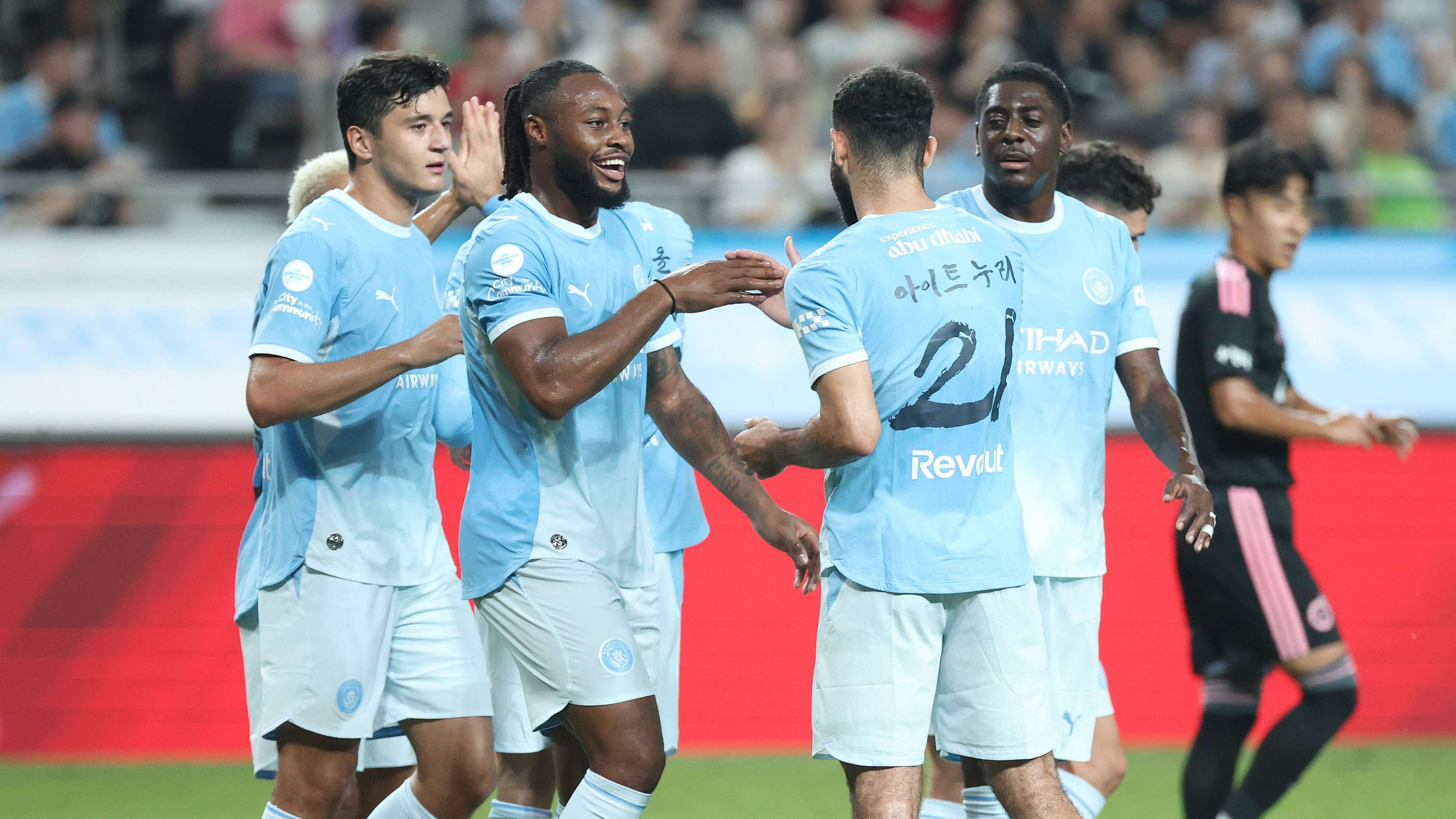 Shock Deadline Day twist! Red Devils launch stunning move for Man City star  