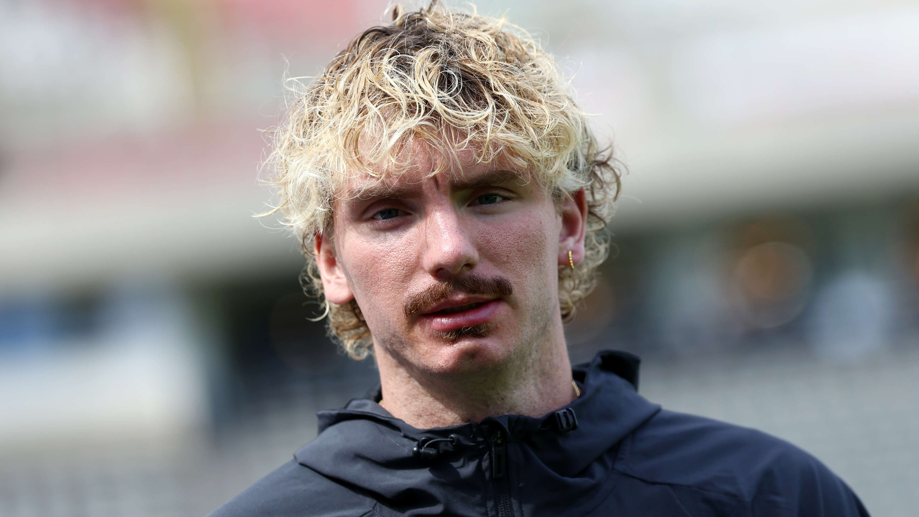 "Whether he wants to or not": First message from the coach to Woltemade  