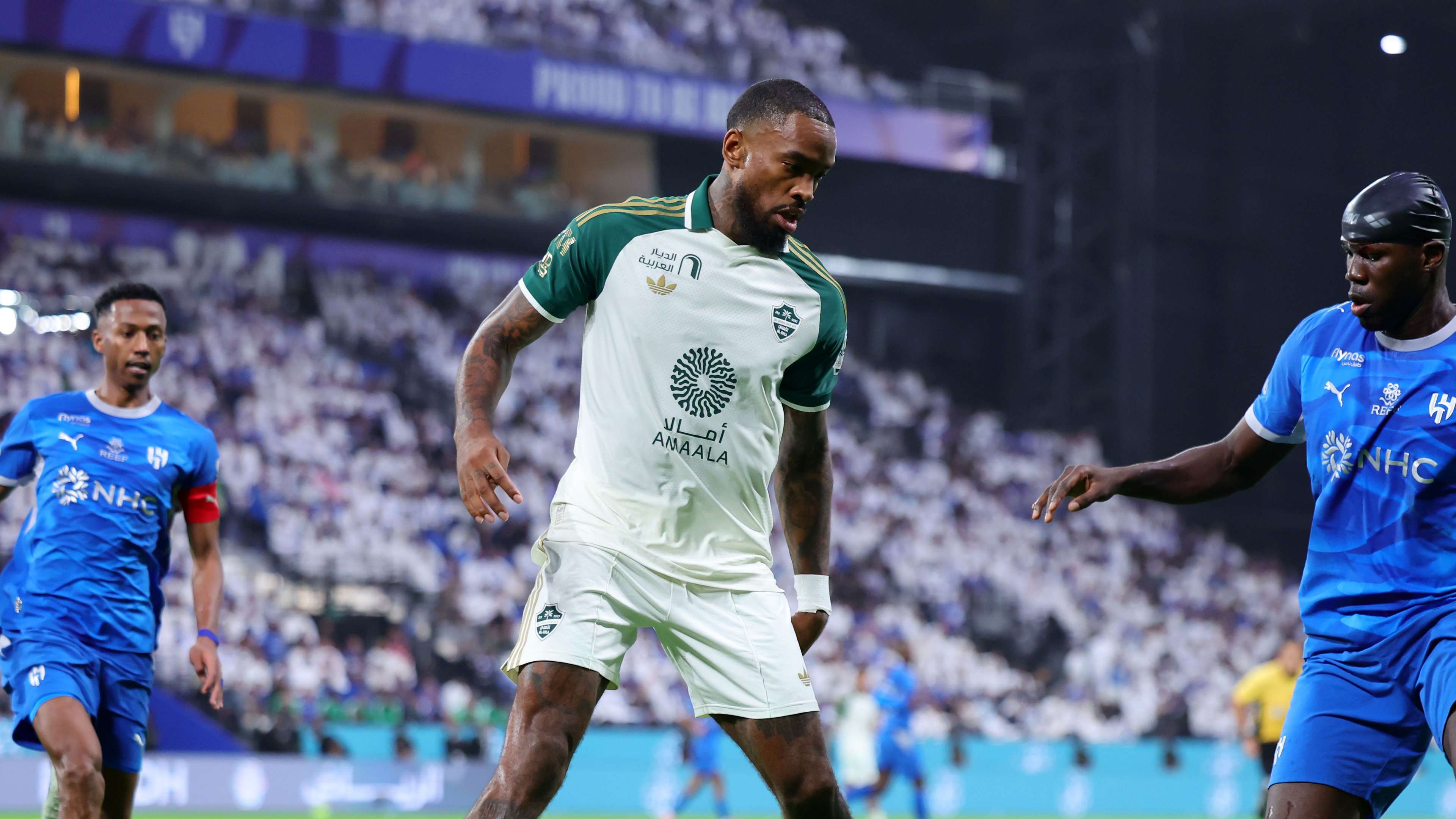 Toney leads Al-Ahli's attack against Al-Riyadh in the Roshn League  