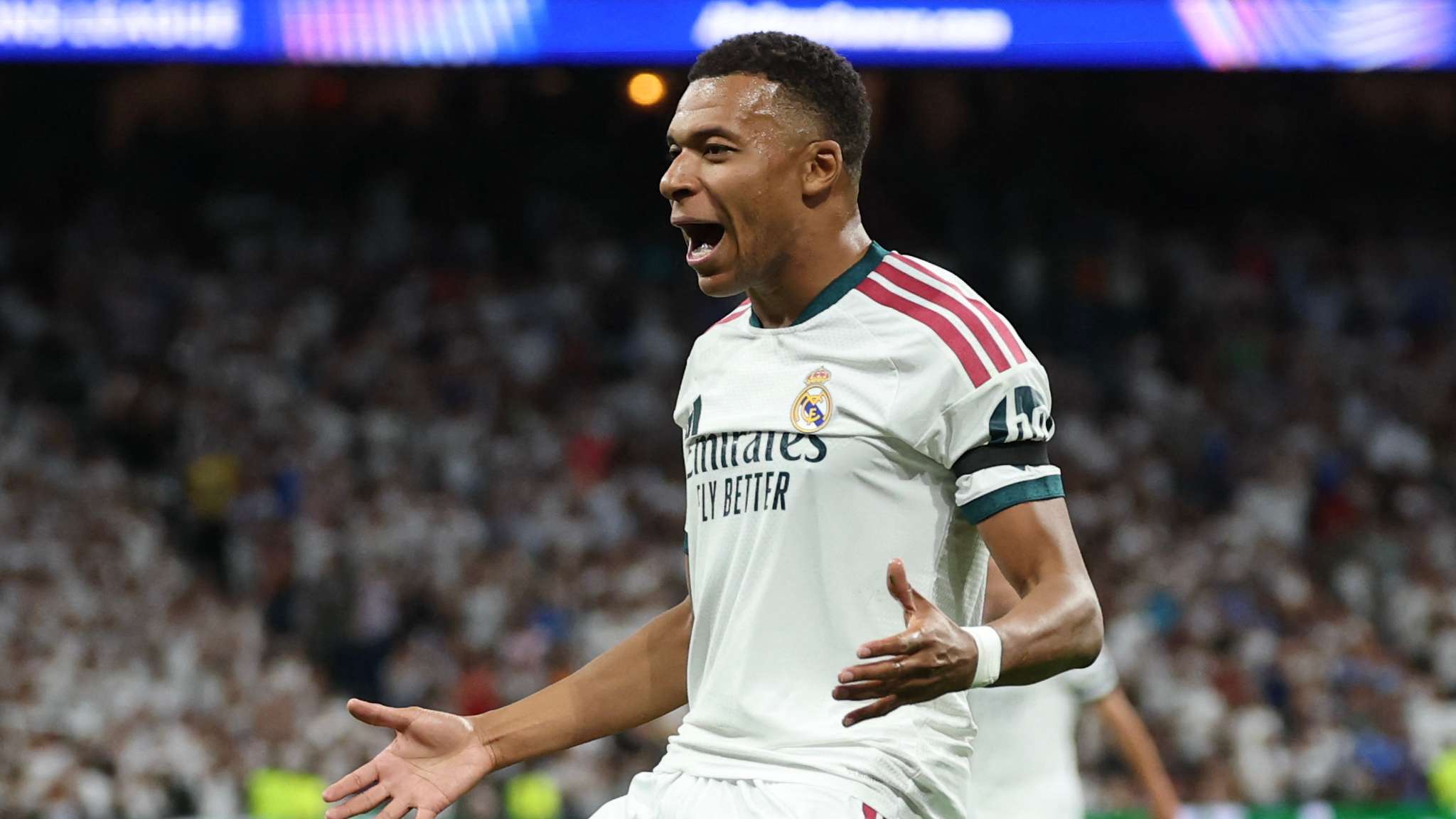 'It's a privilege' - Mbappe makes exciting Madrid promise after sweeping fan award  