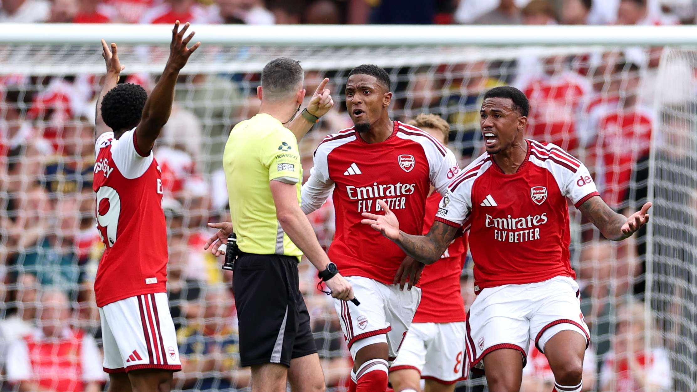 Man Utd legend slams 'lucky' Gabriel as Arsenal star escapes red card  