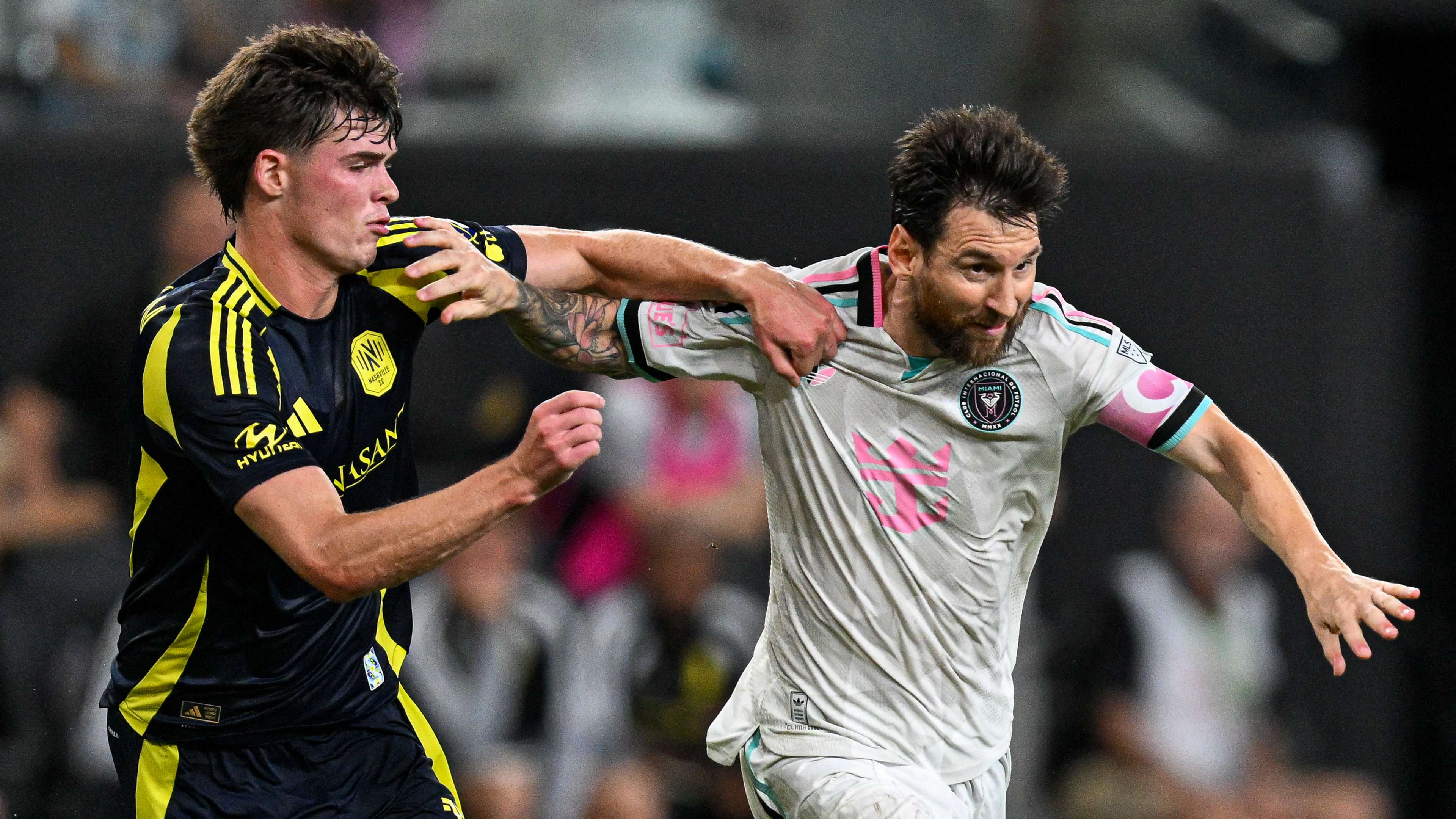 Messi hits stunner as Miami held to draw by late Nashville leveller  