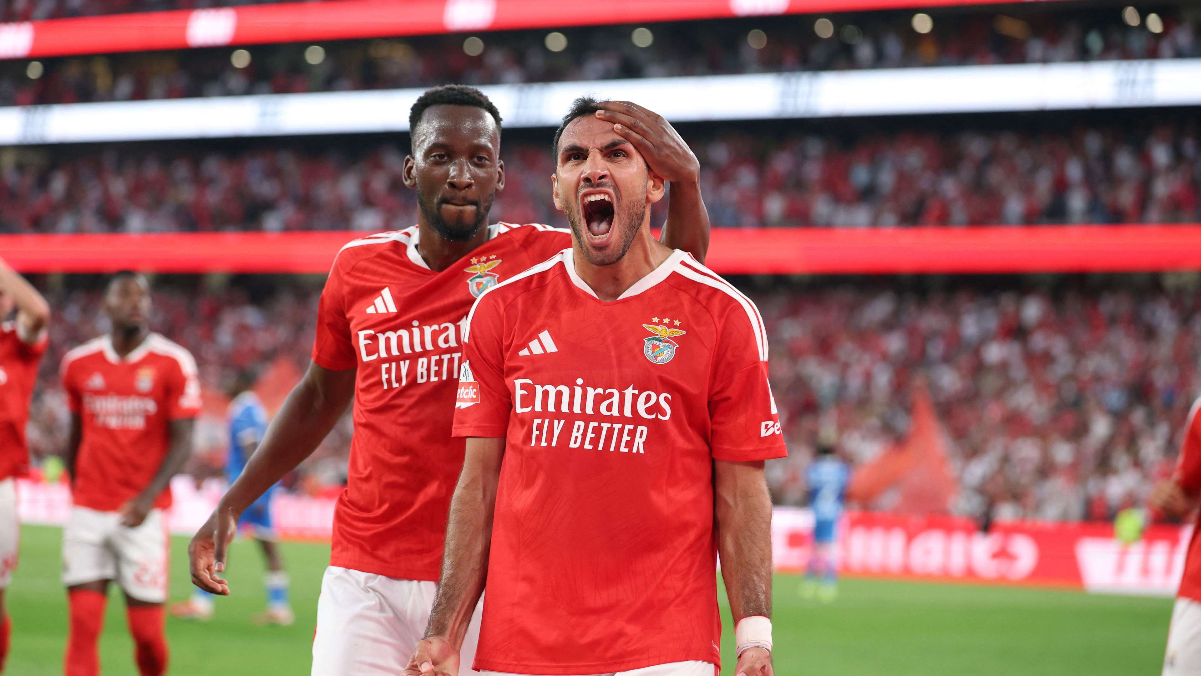 Benfica, not just Pavlidis: all the dangers for AC Milan. But the clash with Porto could change the priorities  