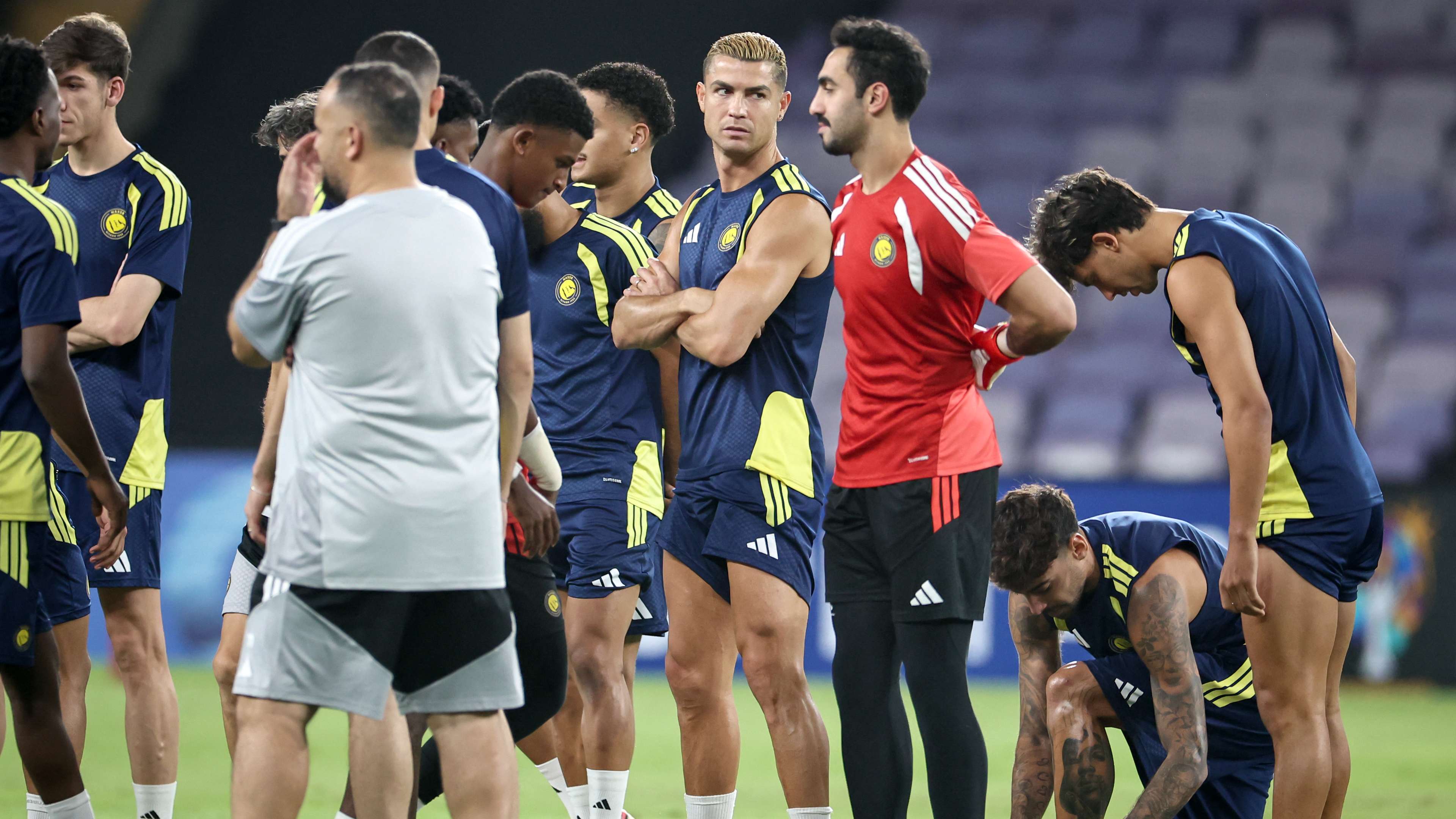 How did Cristiano rescue the Al-Nassr dressing room? An eyewitness reveals what happened behind the scenes  